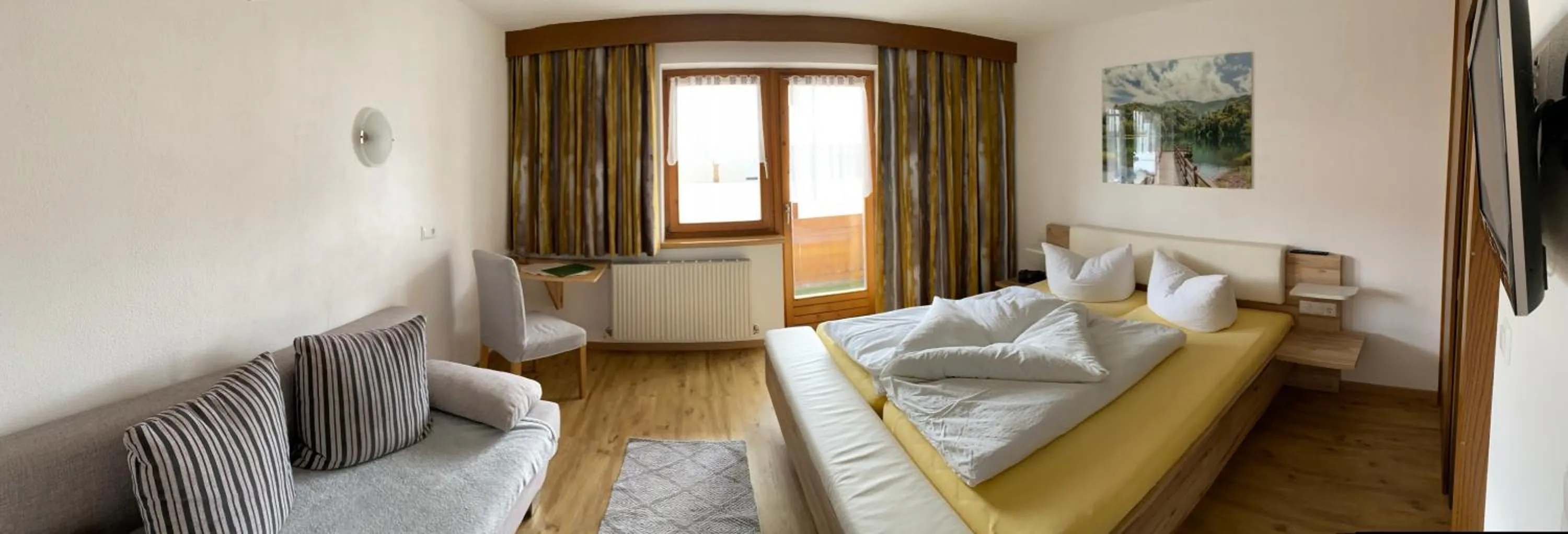 Bed in Landhaus Engadin