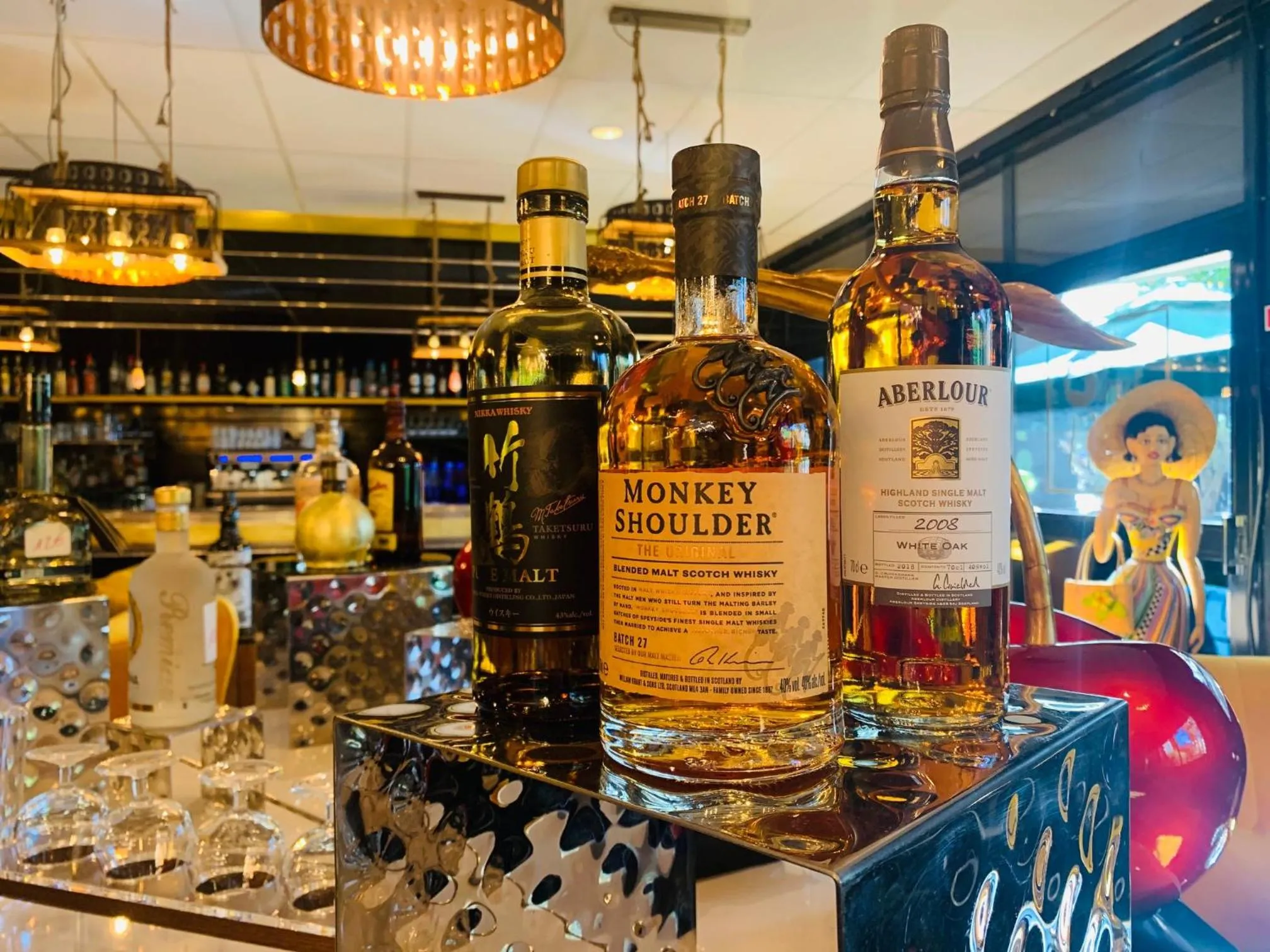 Lounge or bar in Grand Hôtel de Nîmes 4 étoiles