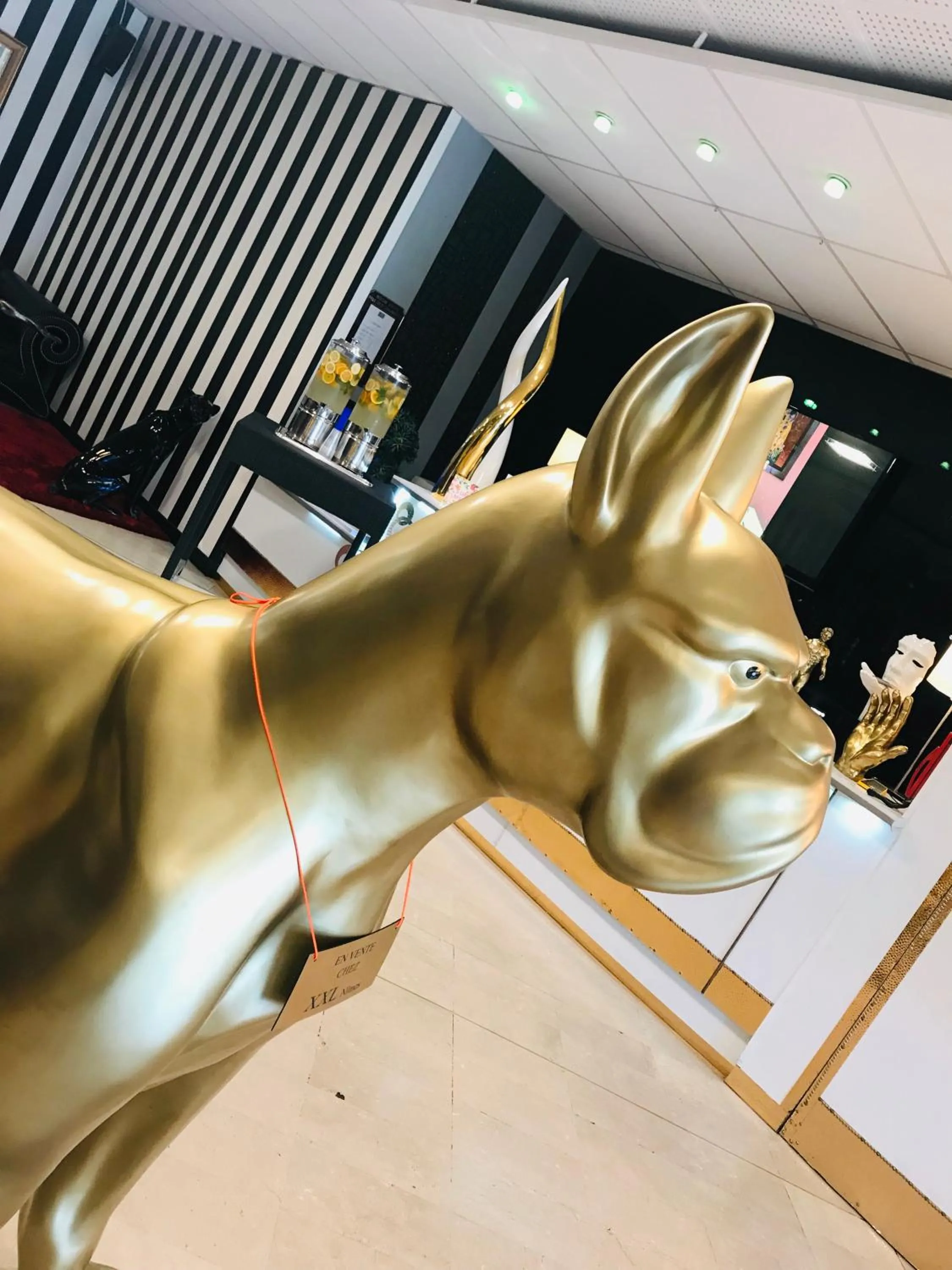 Decorative detail in Grand Hôtel de Nîmes 4 étoiles