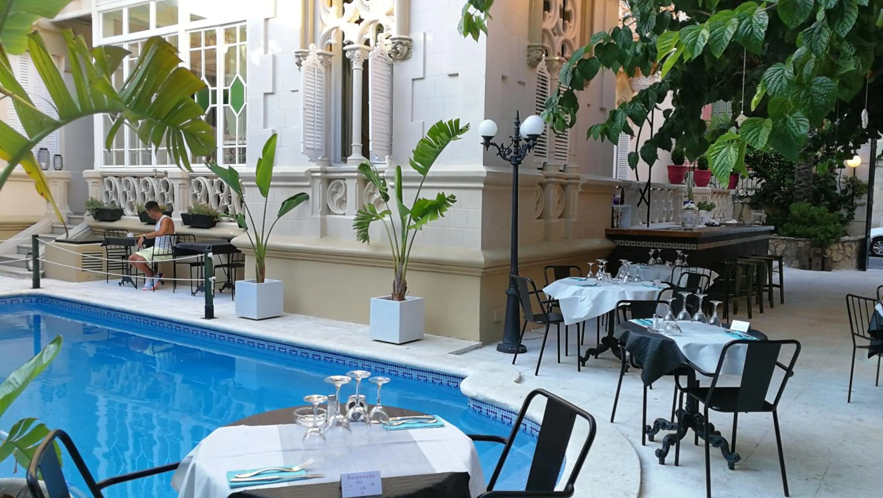 Seating area in Hotel El Xalet