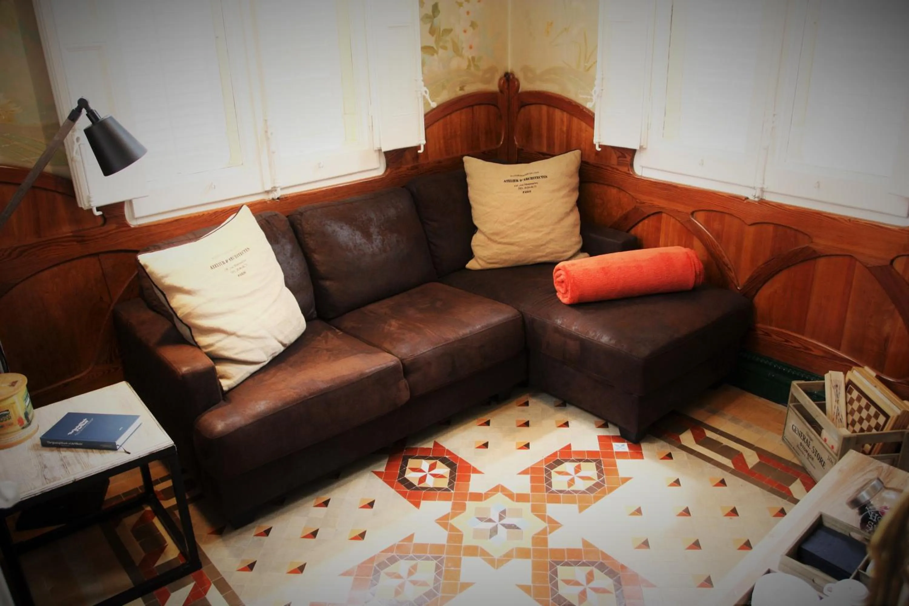 Communal lounge/ TV room in Hotel El Xalet