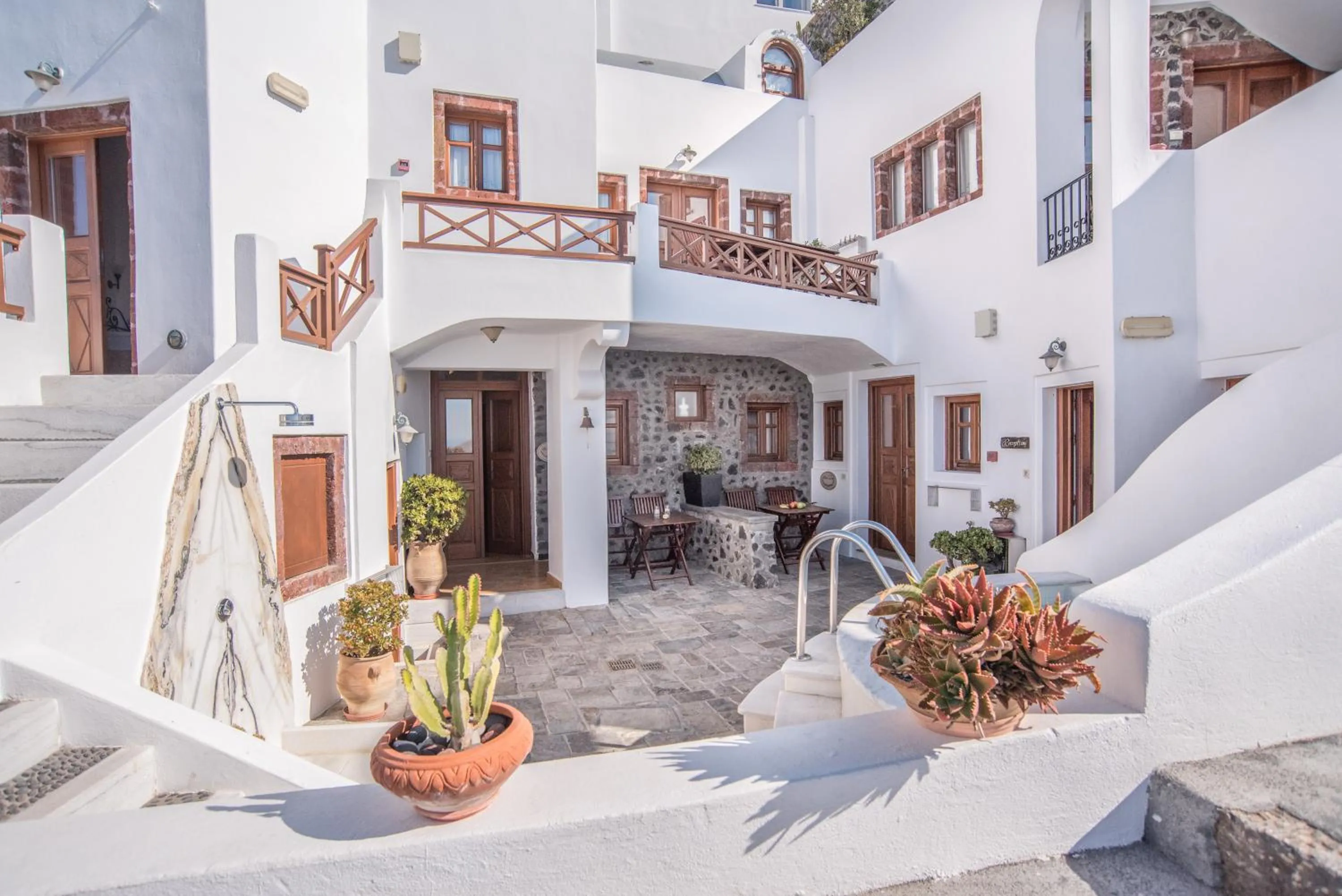 Facade/entrance in Smaro Studios