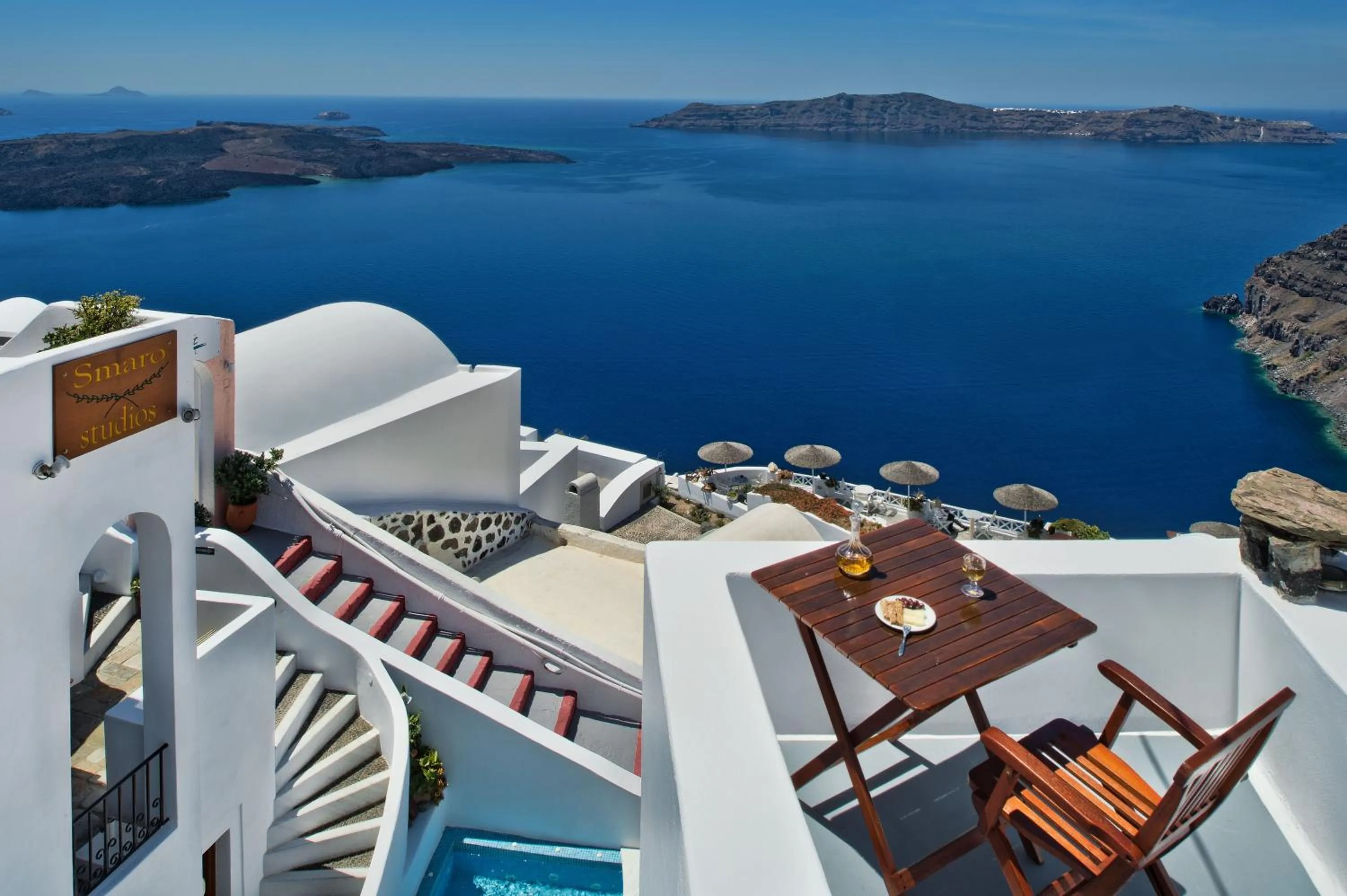 Sea view in Smaro Studios