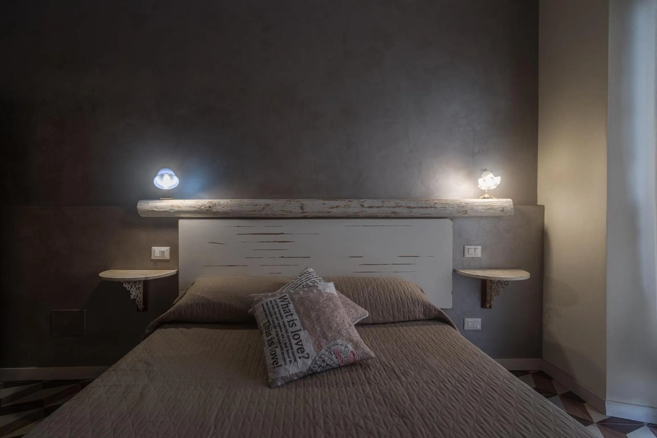 Bed in La corte dei tre