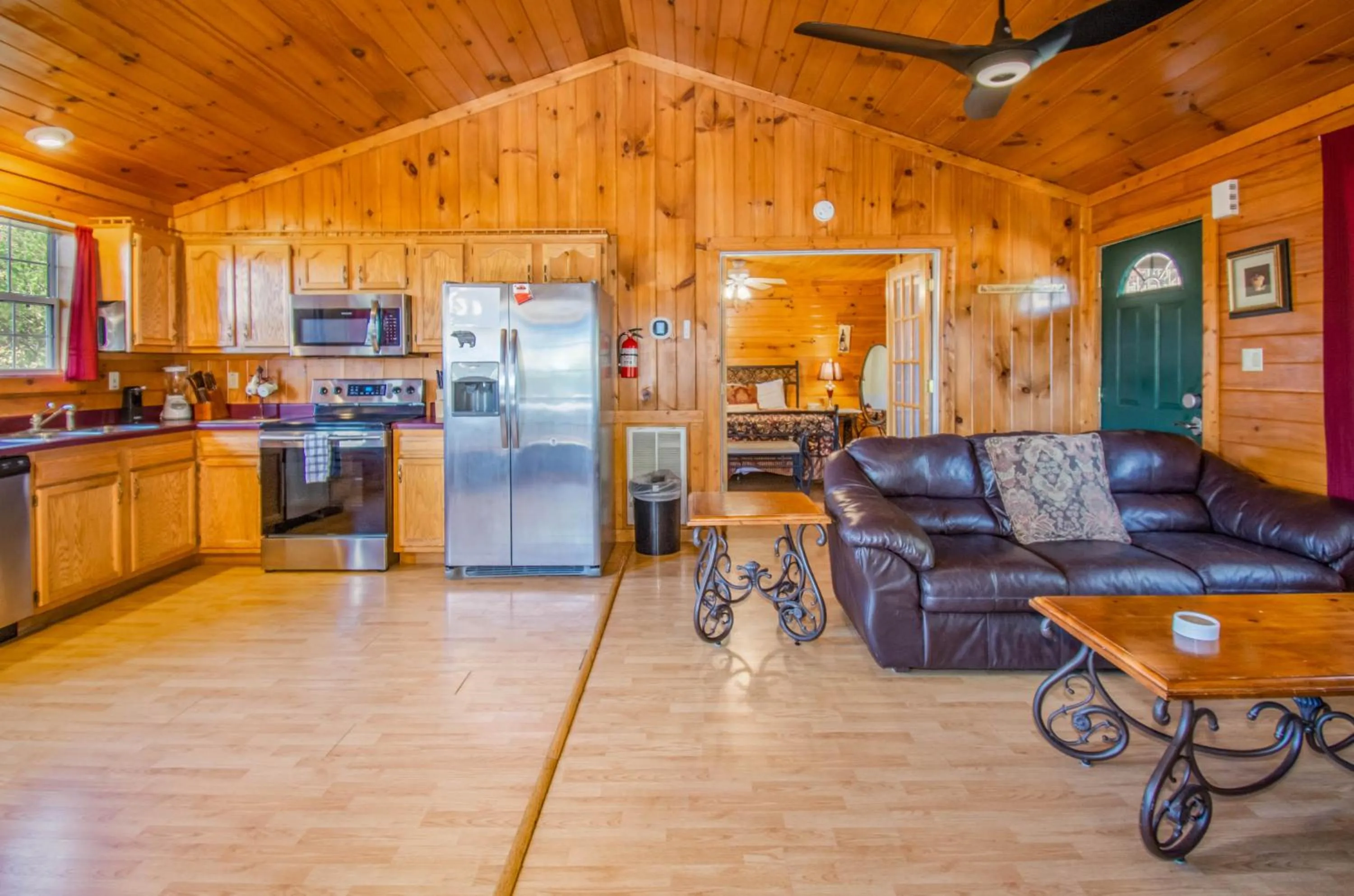 Kitchen or kitchenette in Ladybug Resort Romantic Cabin With Mountain Views, Game Room, Close to Dollywood
