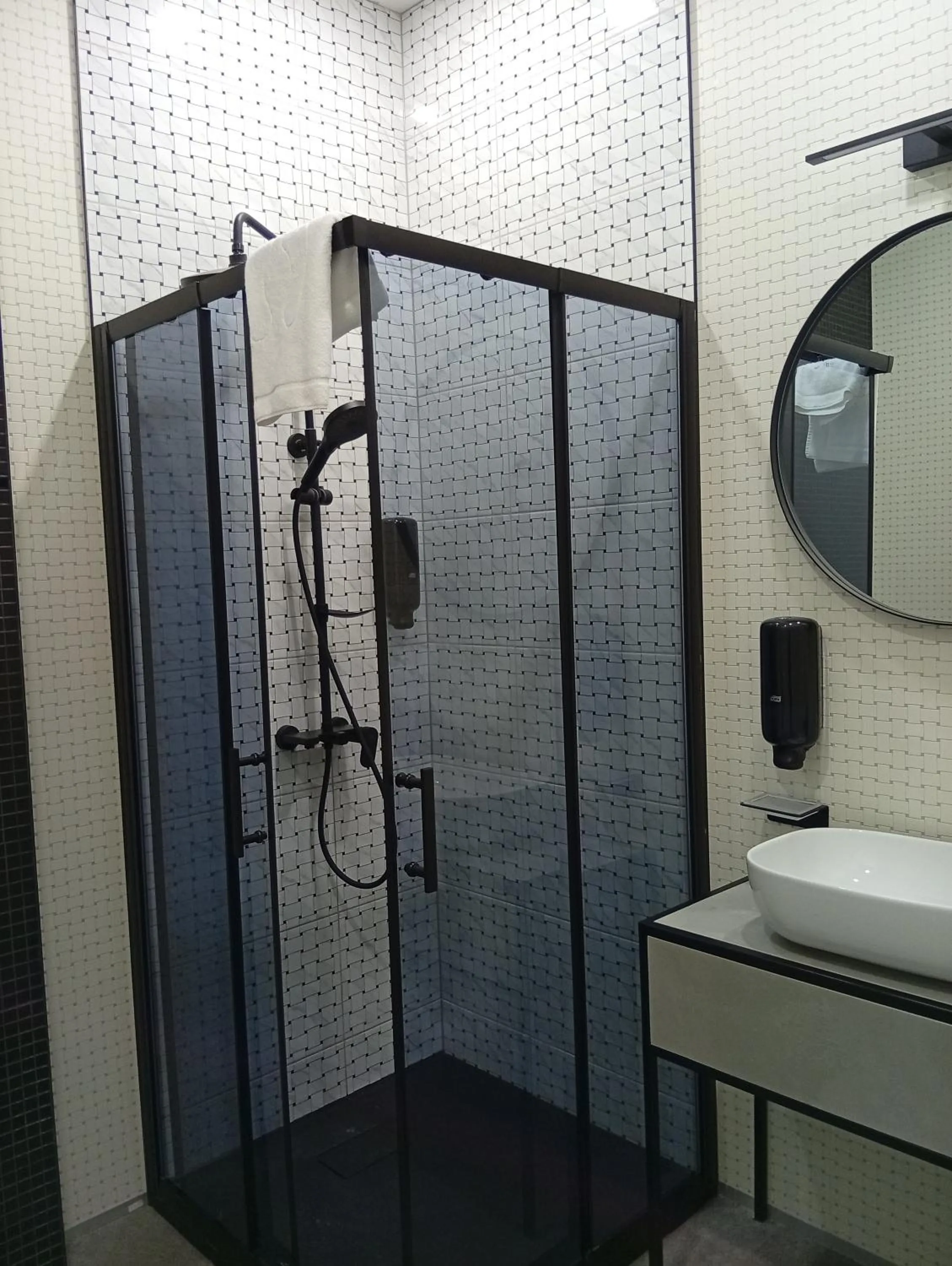 Shower in Vihren Royal Palace