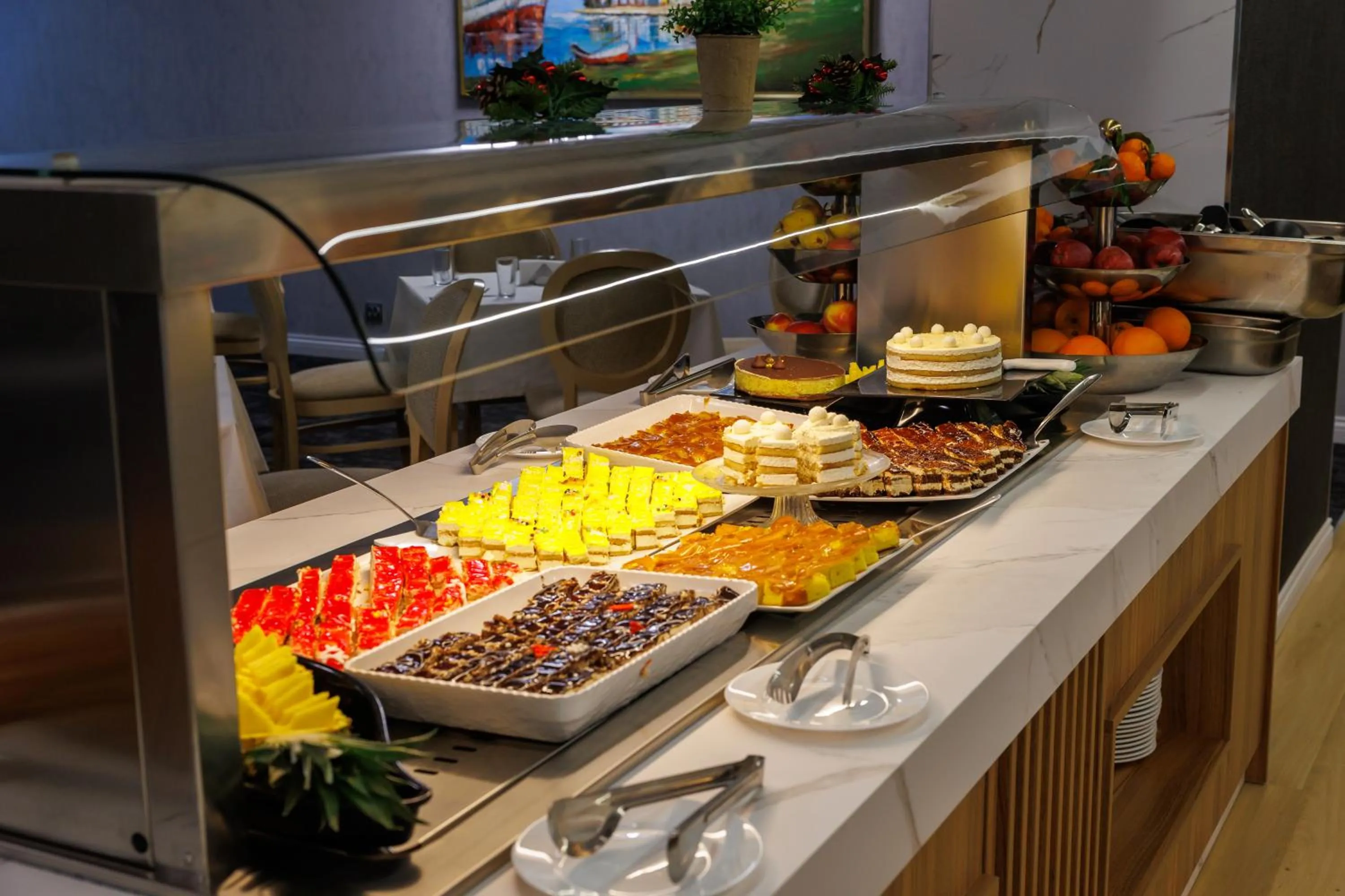 Restaurant/places to eat in Vihren Royal Palace