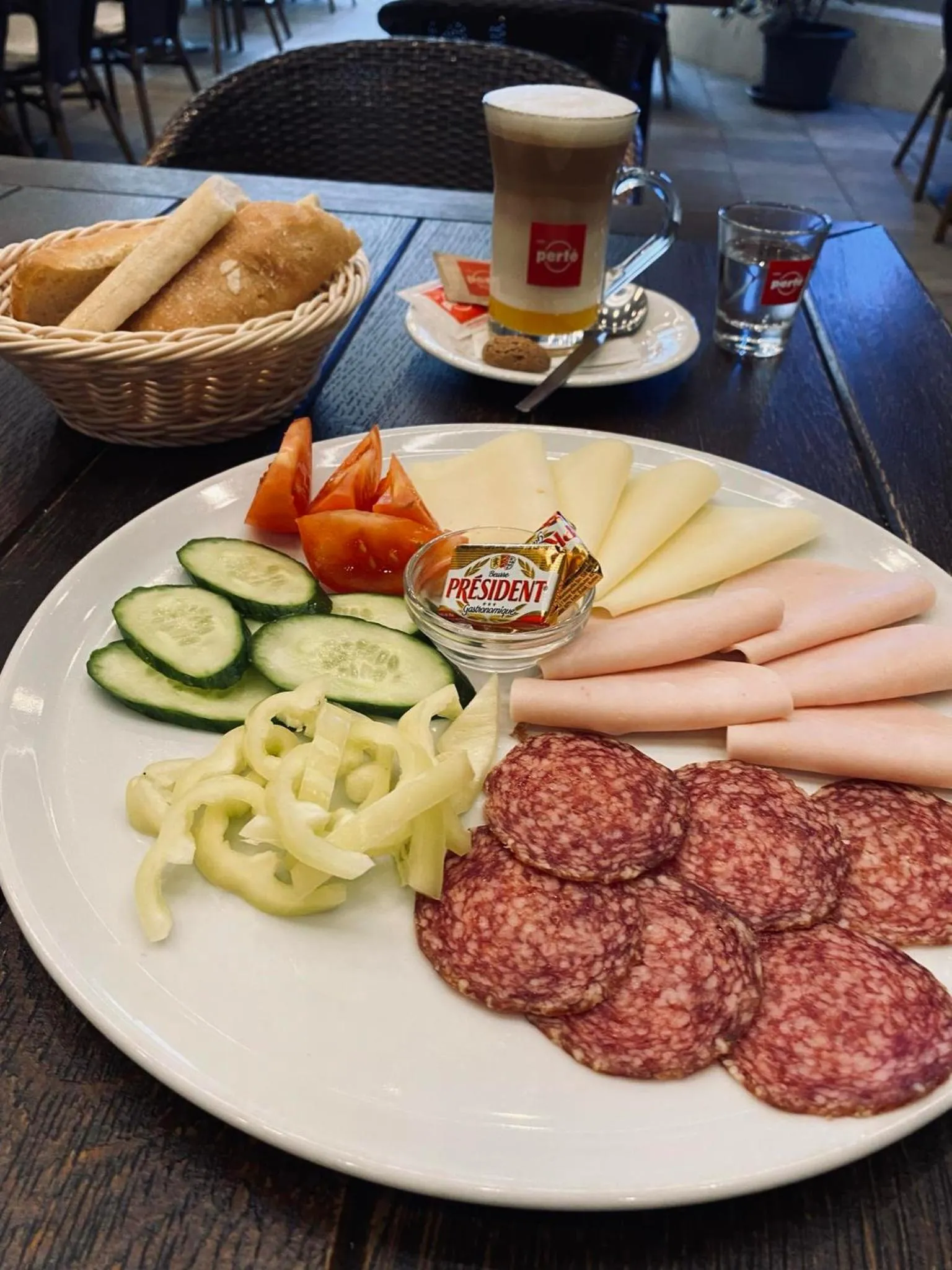 Breakfast in Soleil Apartman Szeged