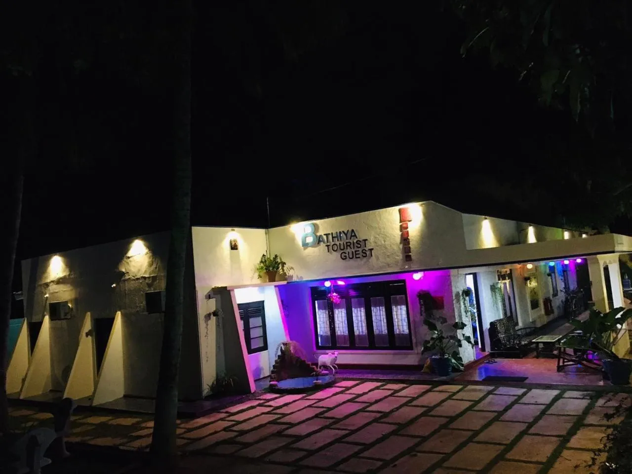 Property building in Bathiya Tourist Guest Anuradhapura