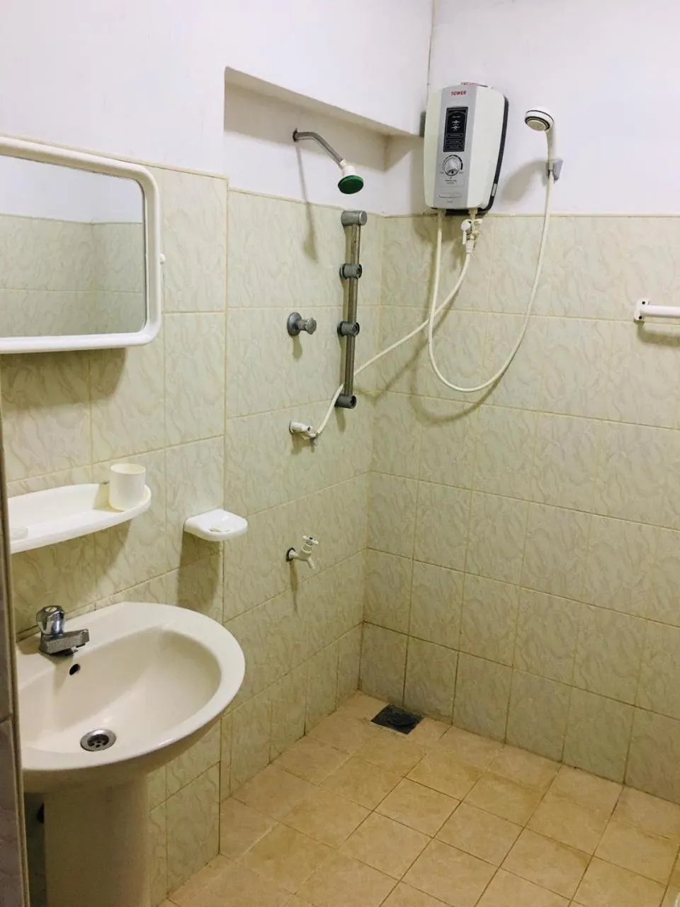 Bathiya Tourist Guest Anuradhapura