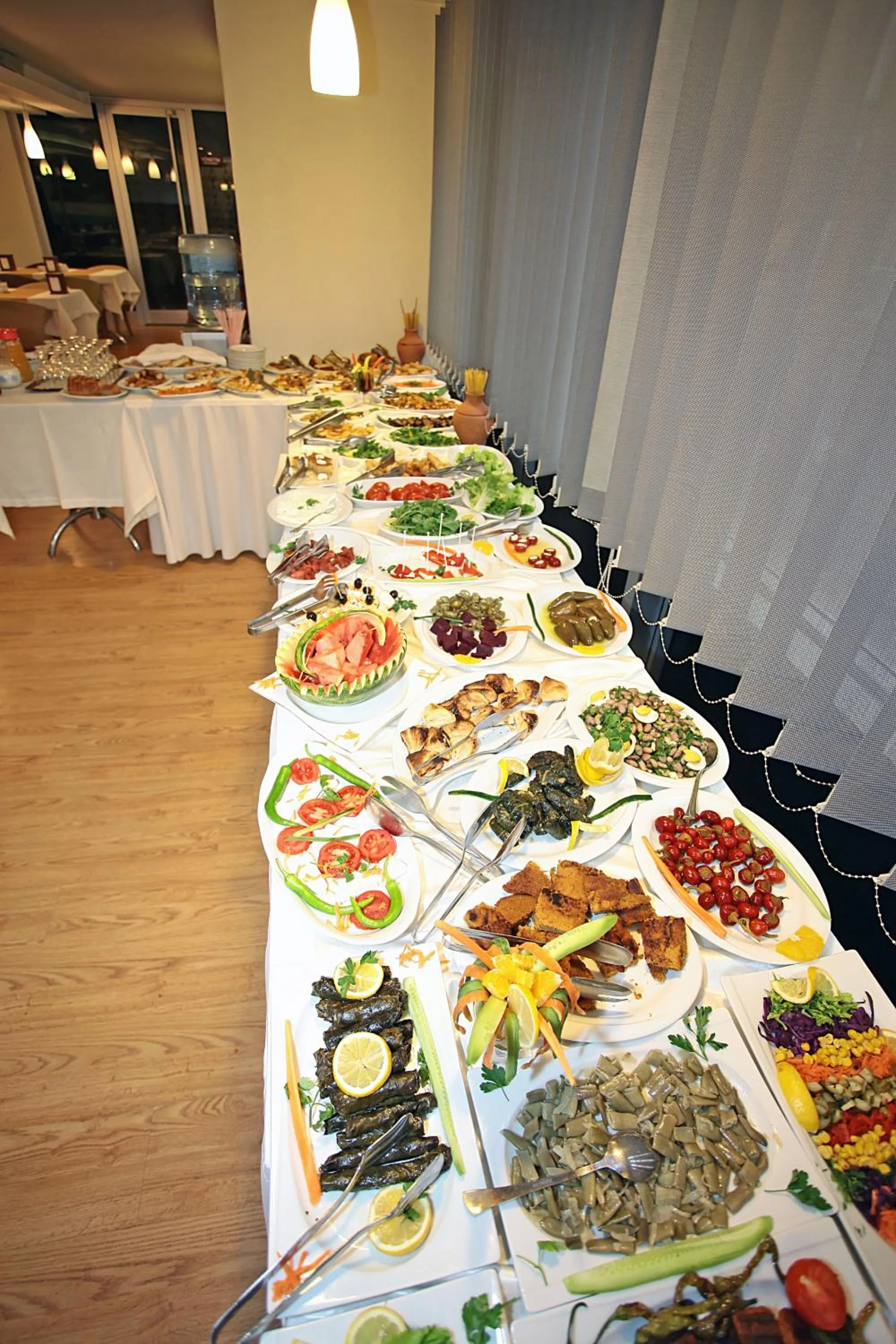 Restaurant/places to eat in Yildizoglu Hotel