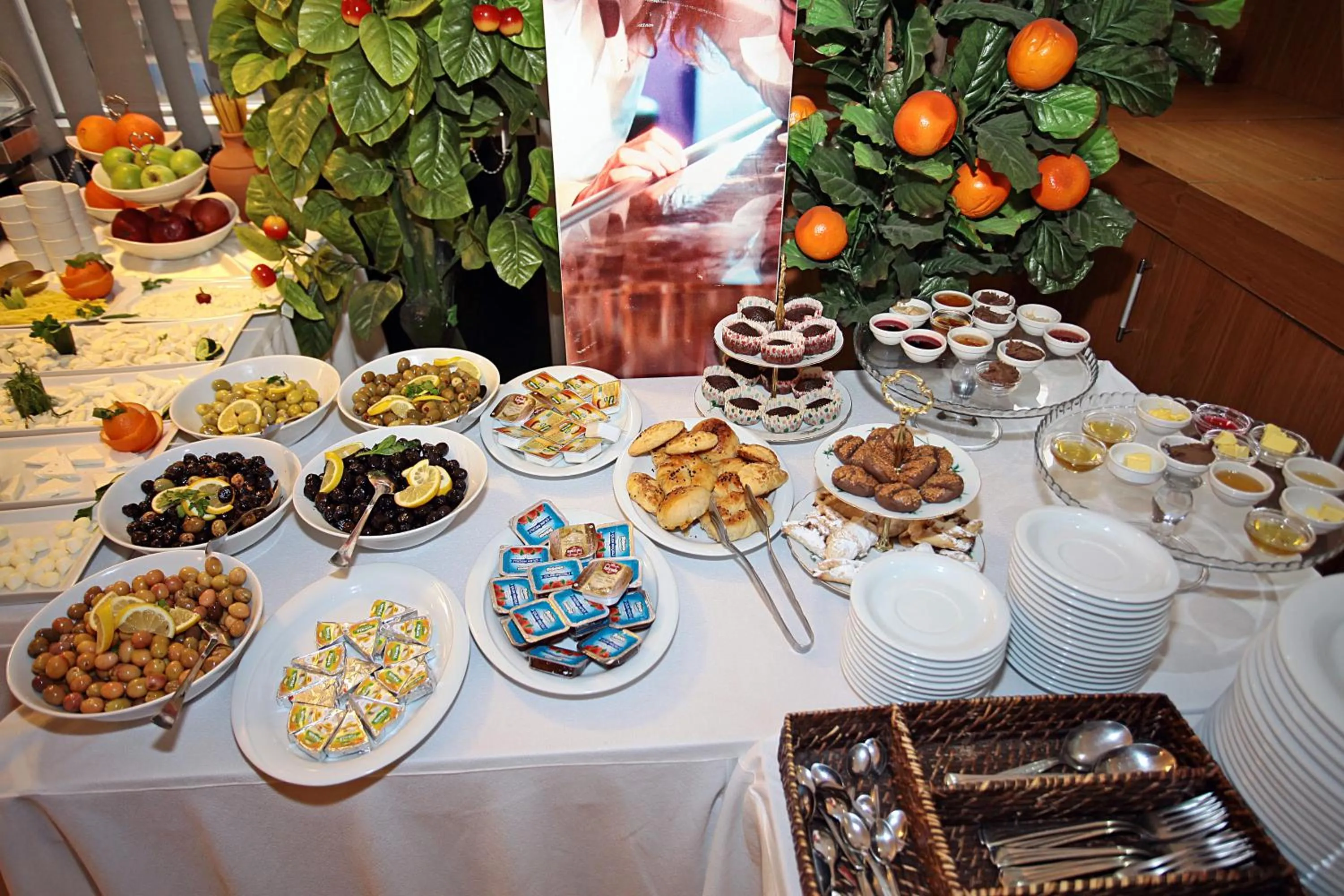 Restaurant/places to eat in Yildizoglu Hotel