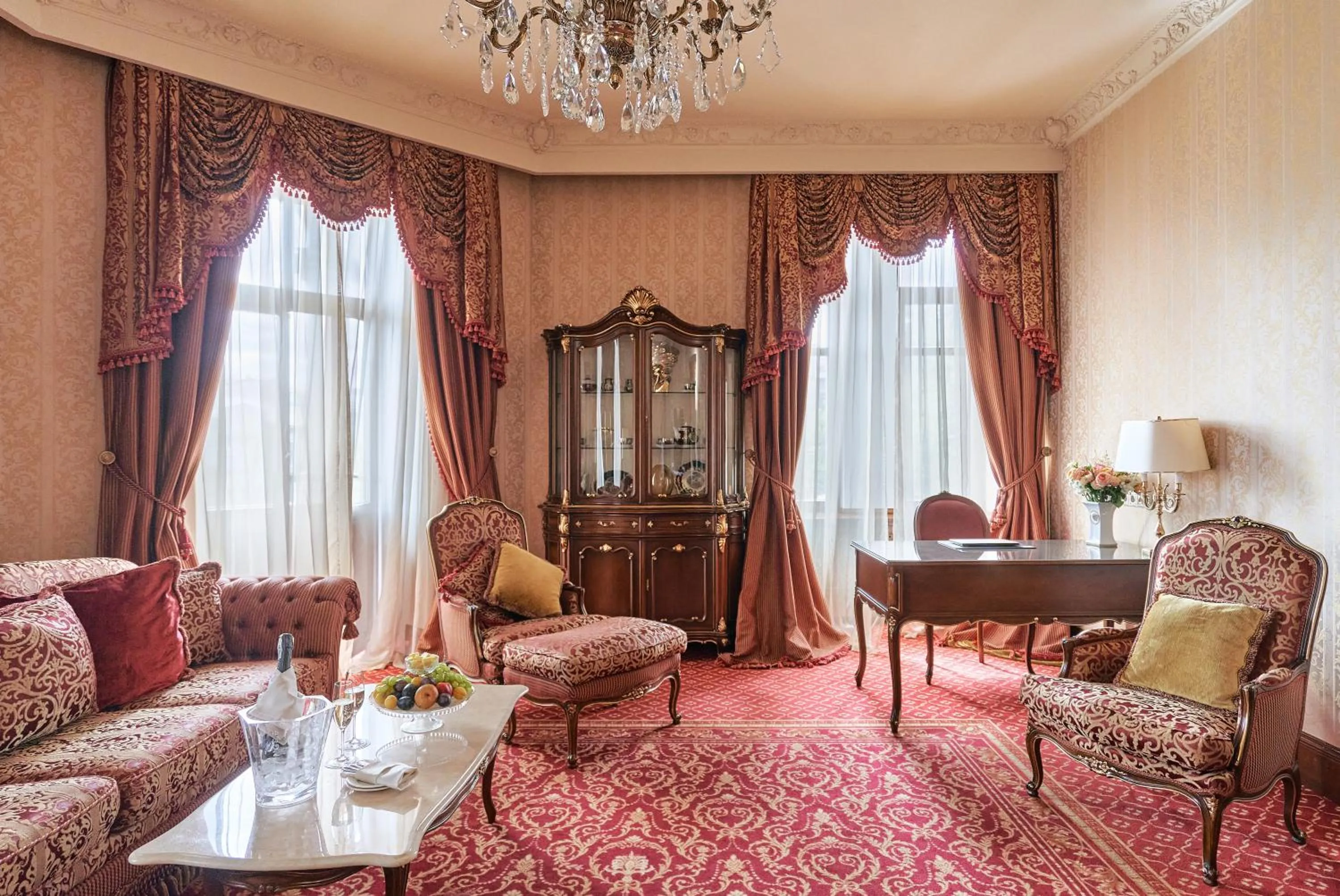 Living room in Hotel Bristol