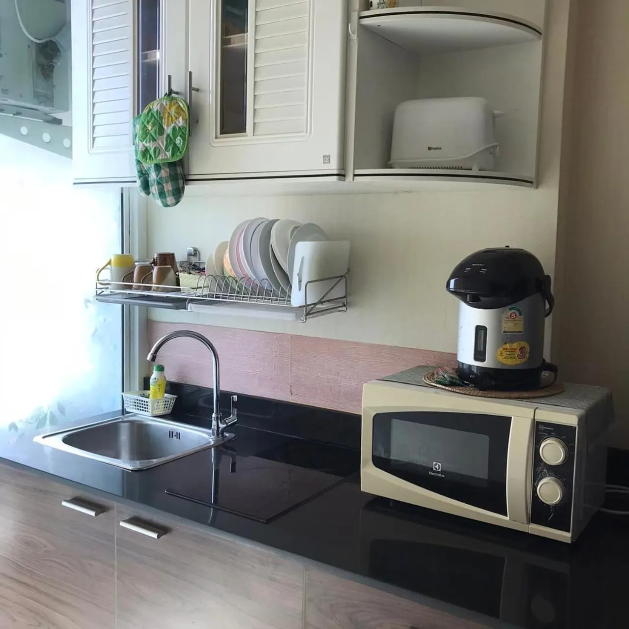 Kitchen or kitchenette in The Ozone Krabi Condotel