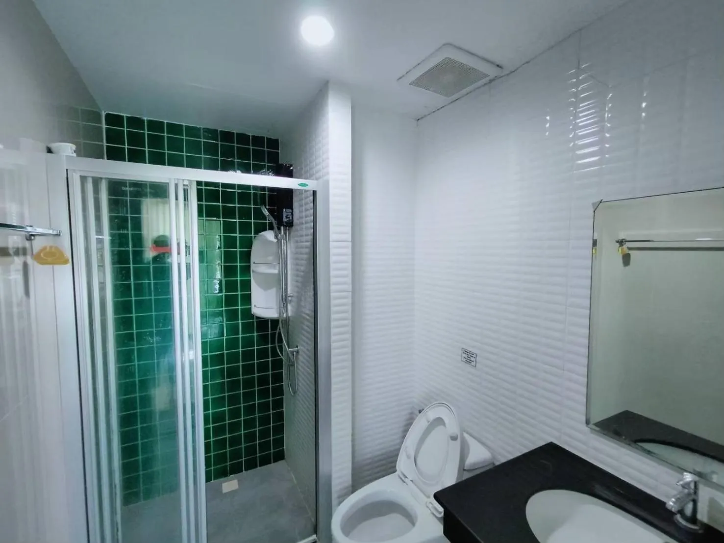 Shower in The Ozone Krabi Condotel