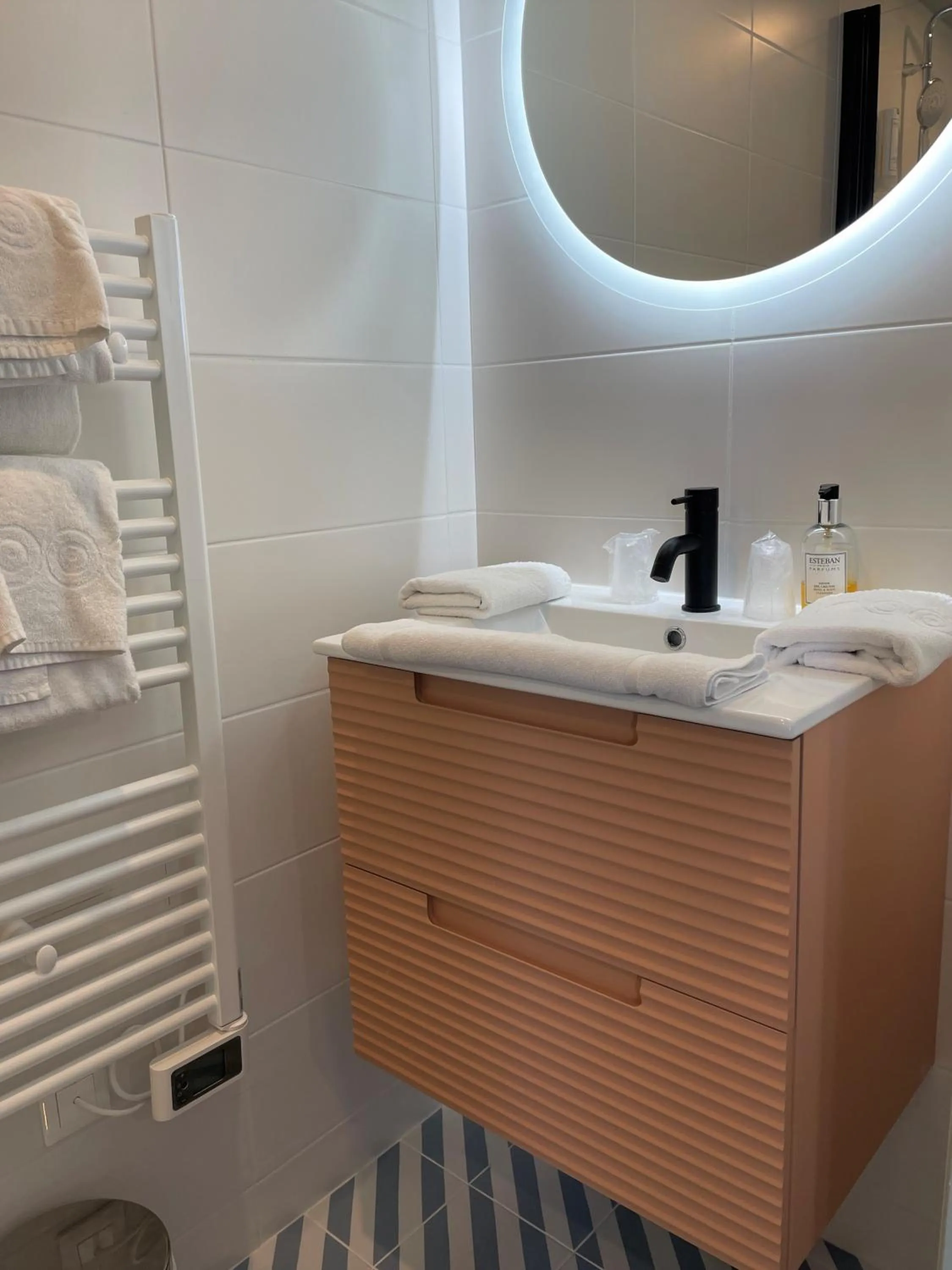 Bathroom in Beau Rivage Hôtel-Restaurant