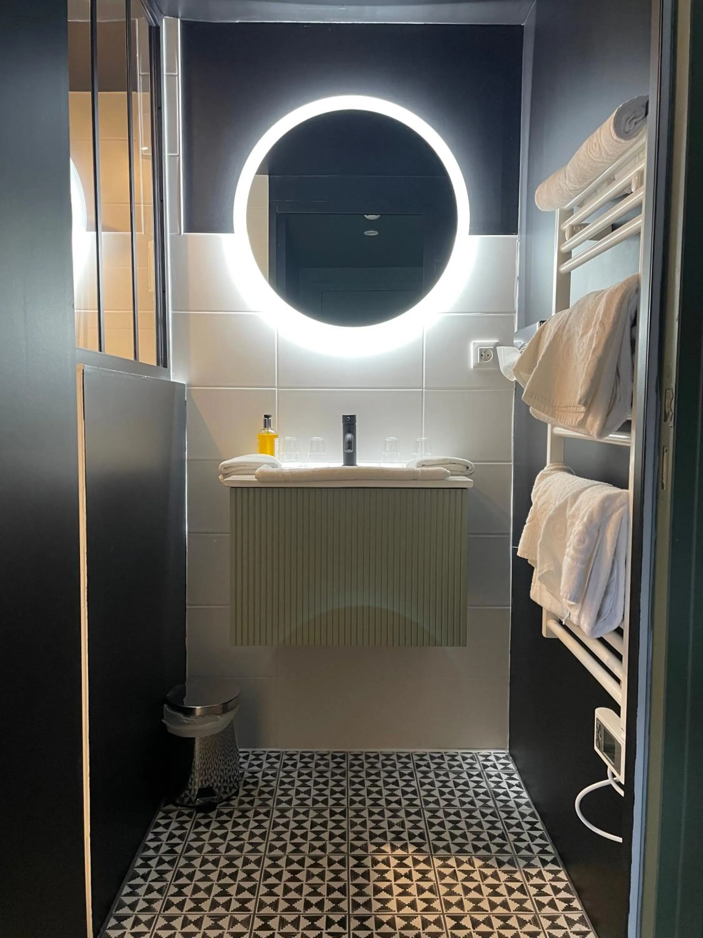 Bathroom in Beau Rivage Hôtel-Restaurant