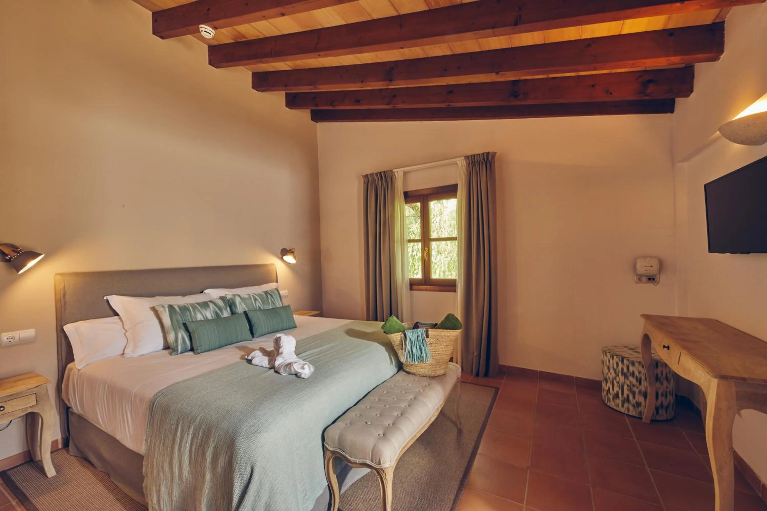 Bed in Hotel Rural Es Riquers