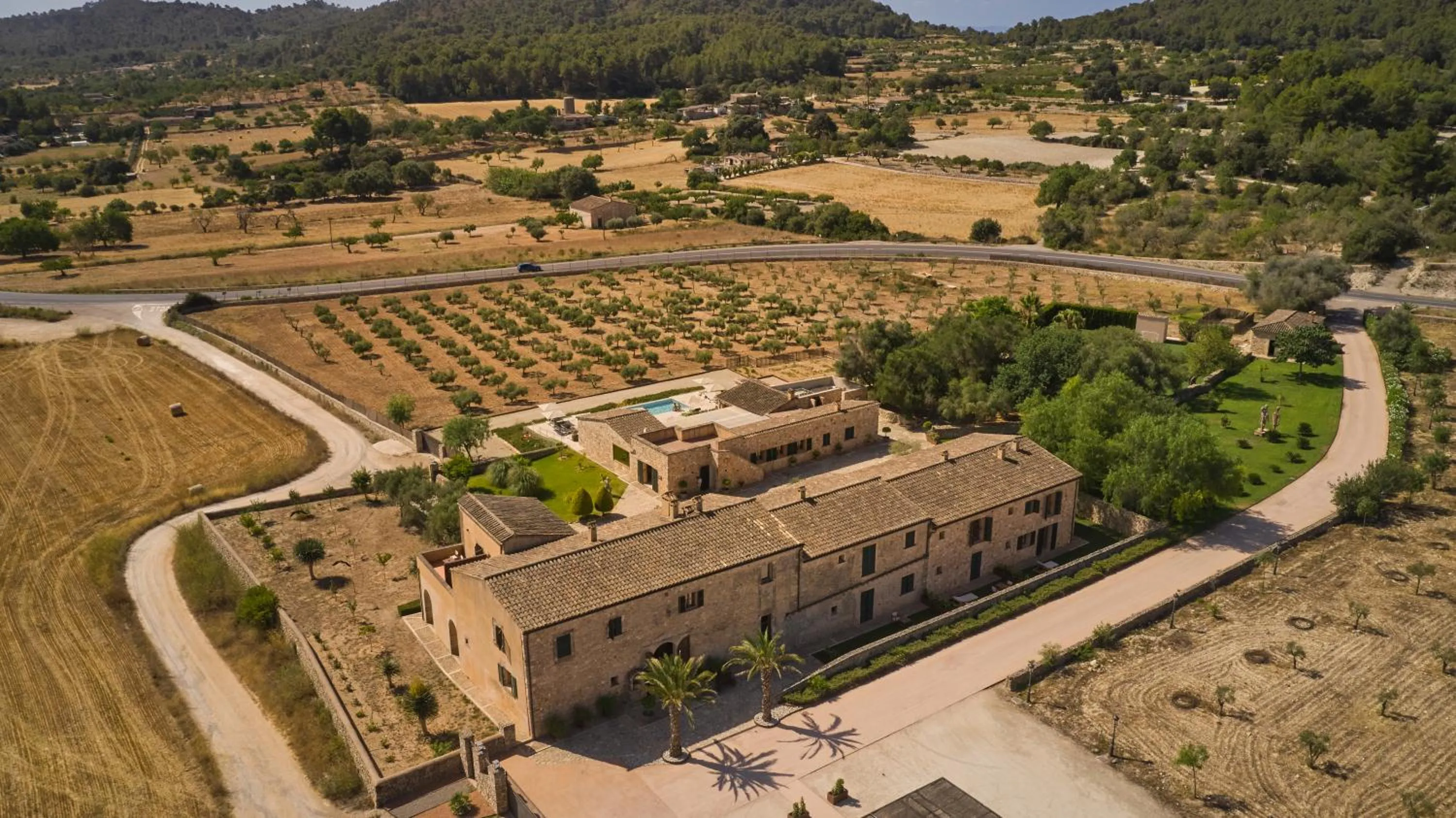 Property building in Hotel Rural Es Riquers