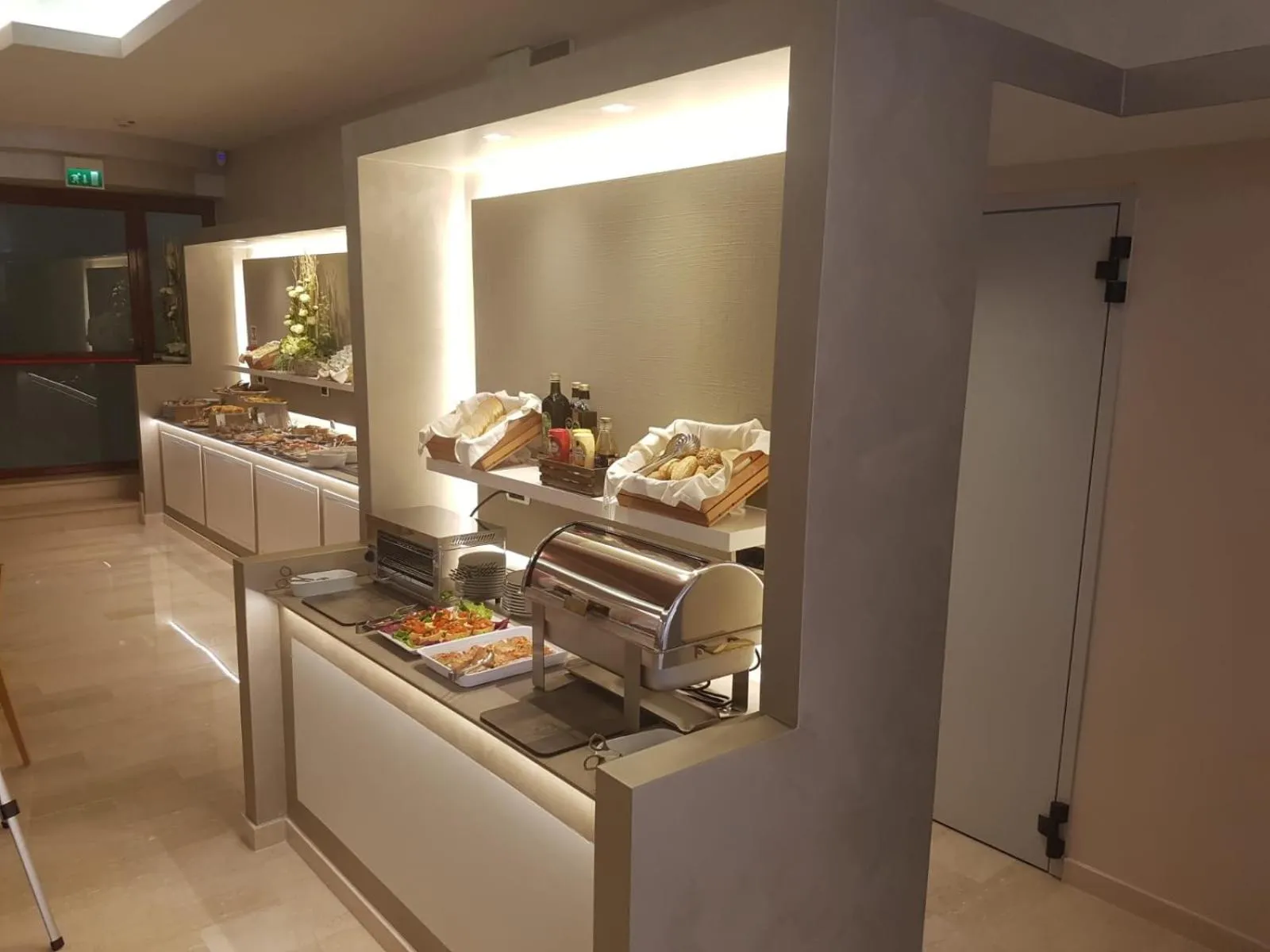 Breakfast in Hotel Adele