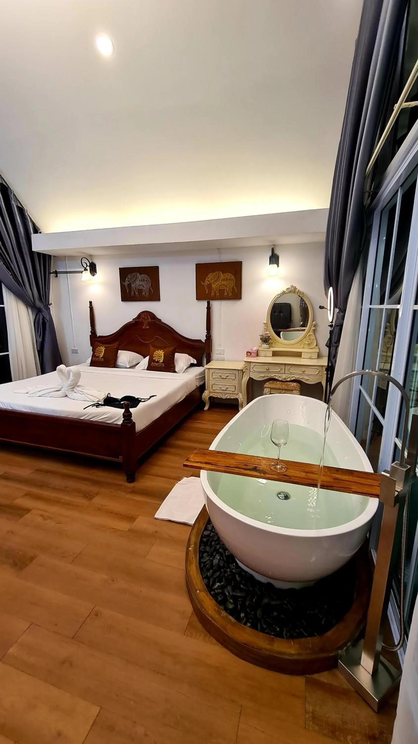 Bed in Amantra homestay & village