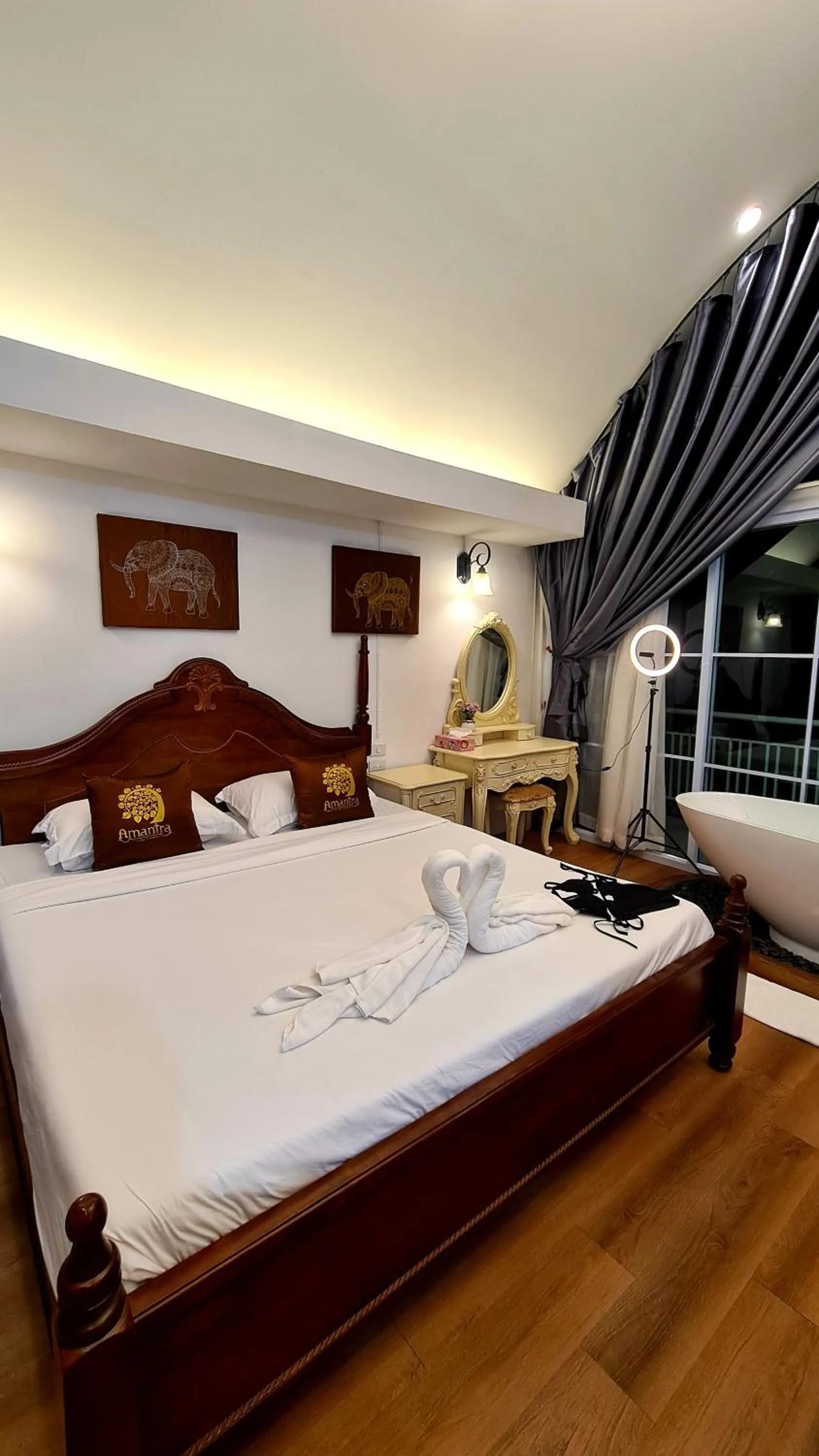 Bed in Amantra homestay & village