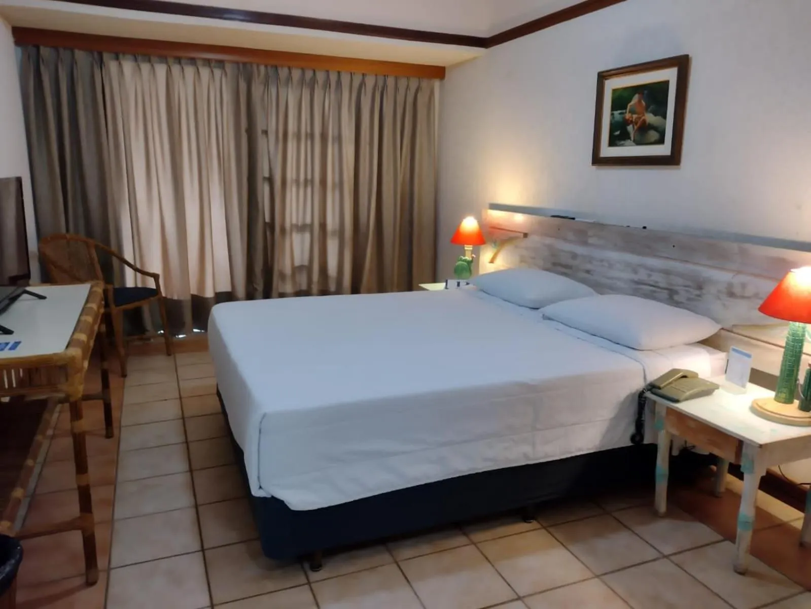 Bathroom, Bed in Portal Lençóis