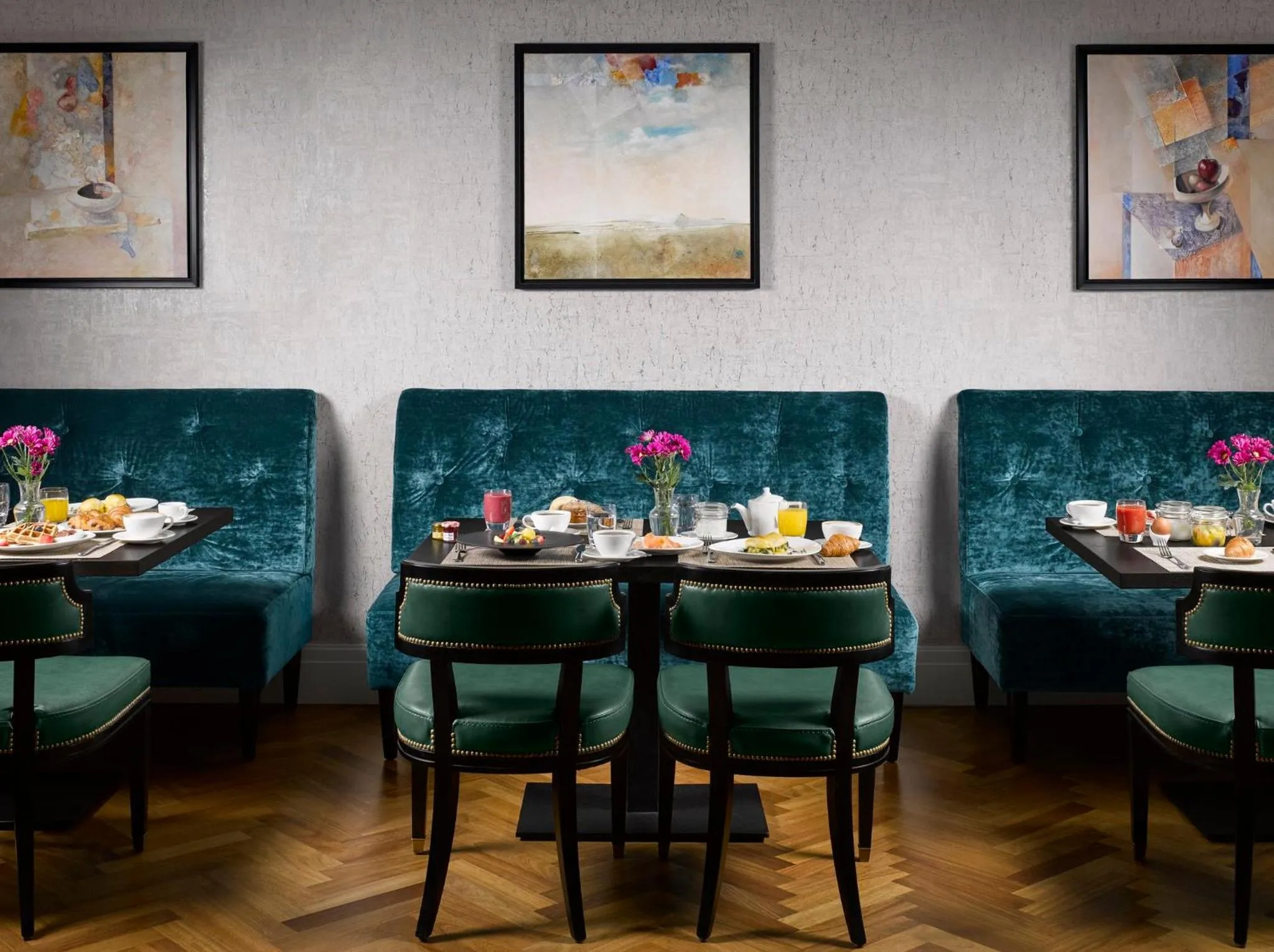 Restaurant/places to eat in InterContinental Sofia by IHG