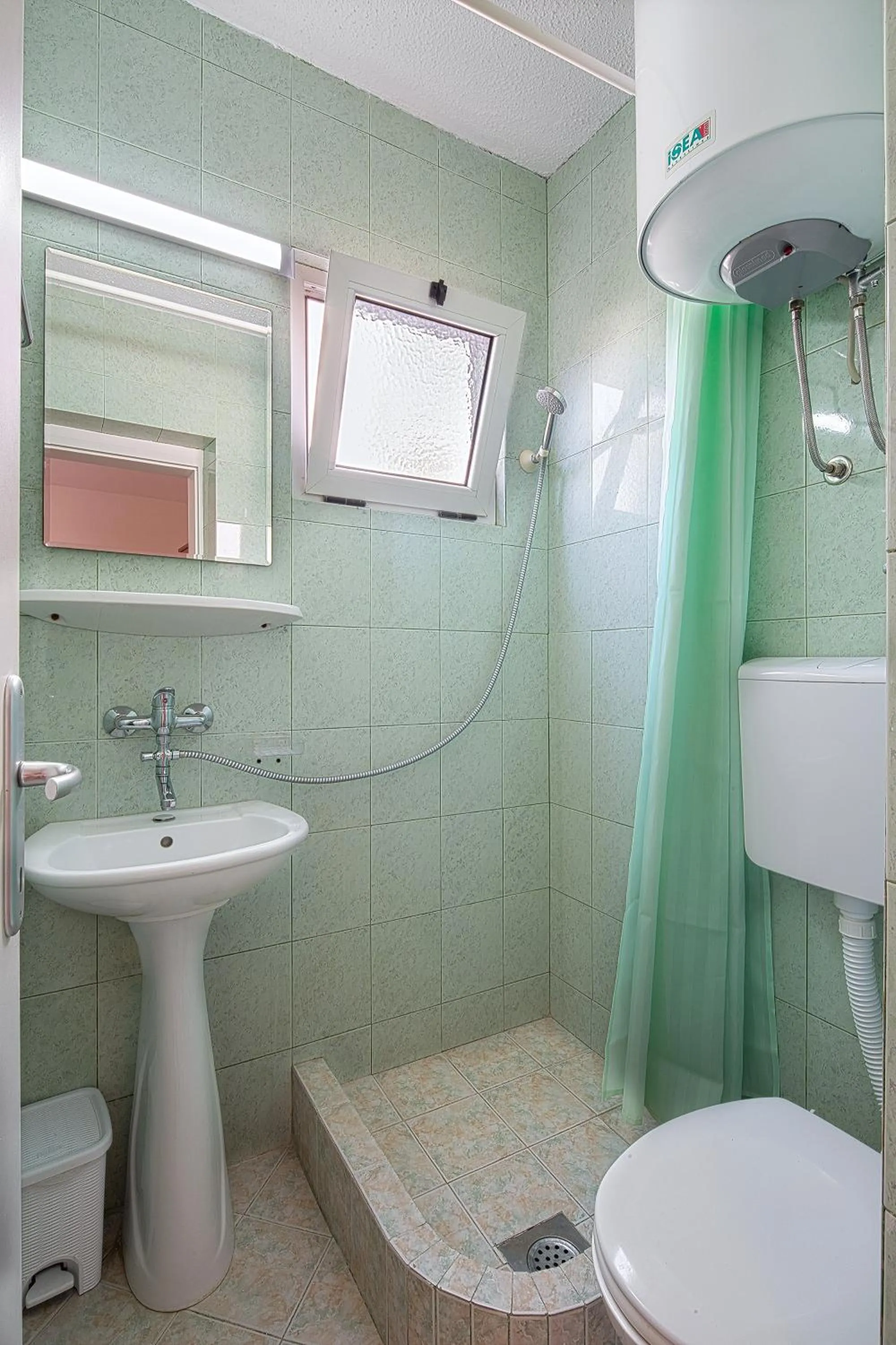 Bathroom in Apartments Bloom Bečići