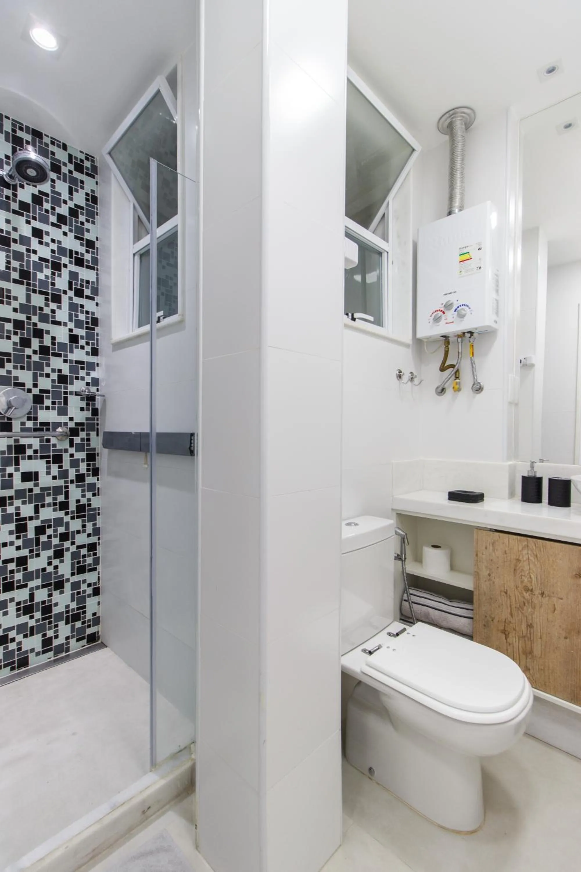 STUDIO ACONCHEGANTE à 3 min da praia de copa!