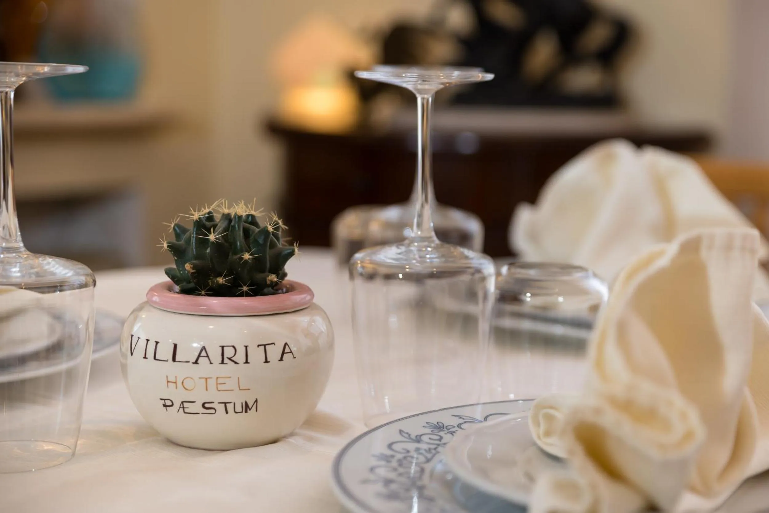 Restaurant/places to eat in Hotel Villa Rita