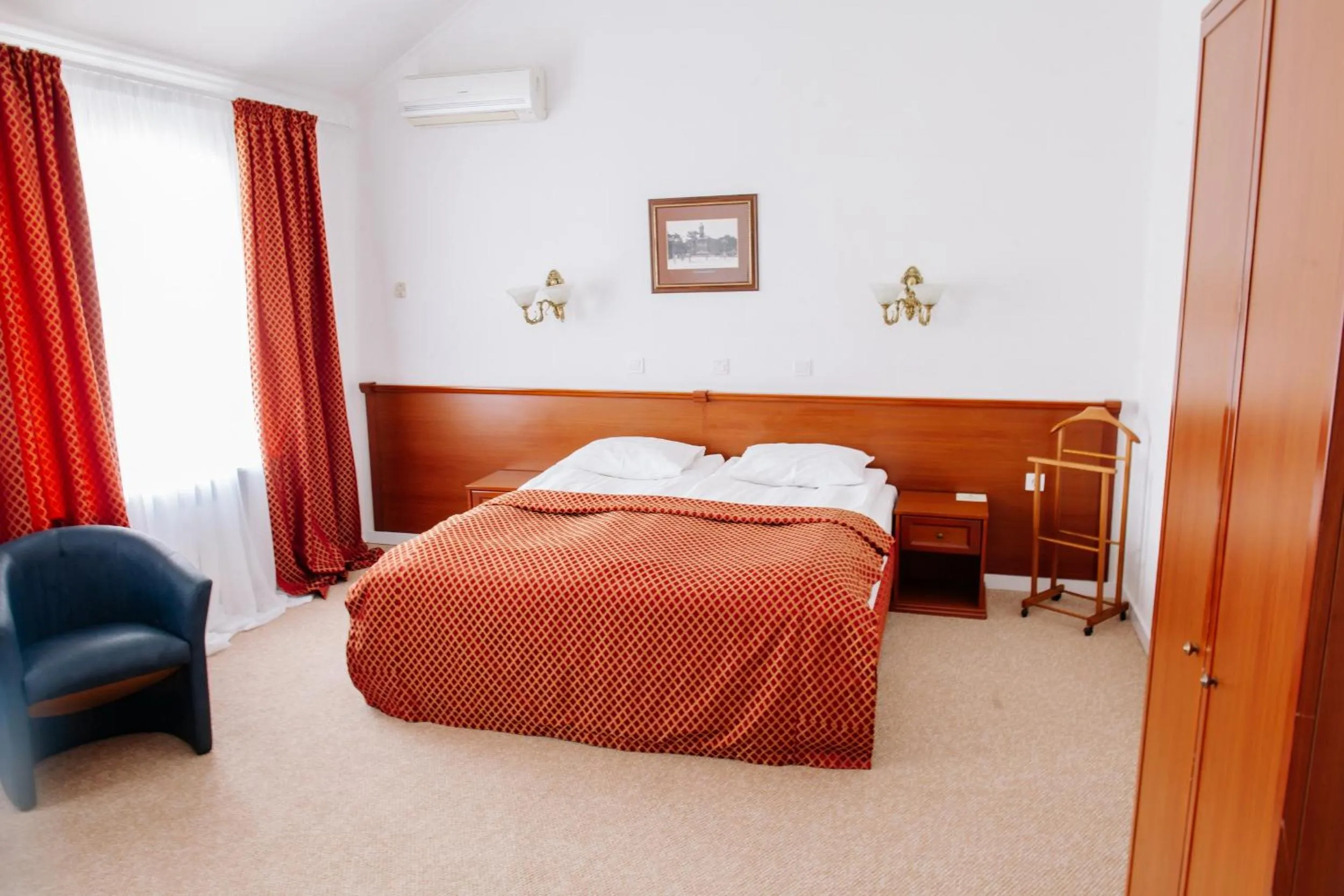 Bed in Londonska SPA Hotel