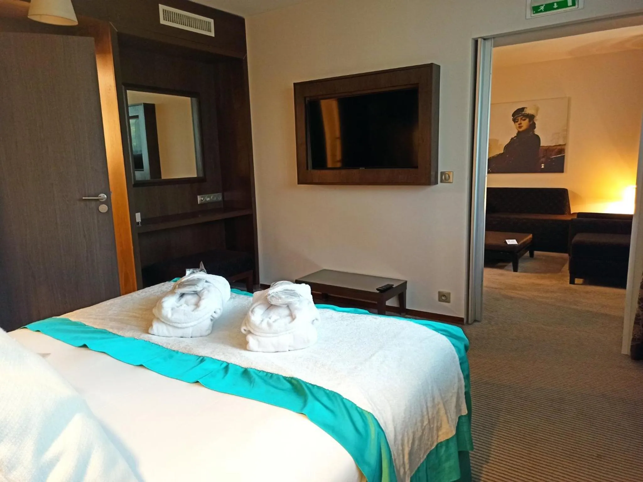 Photo of the whole room, Bed in Radisson Blu Hotel, Montpellier