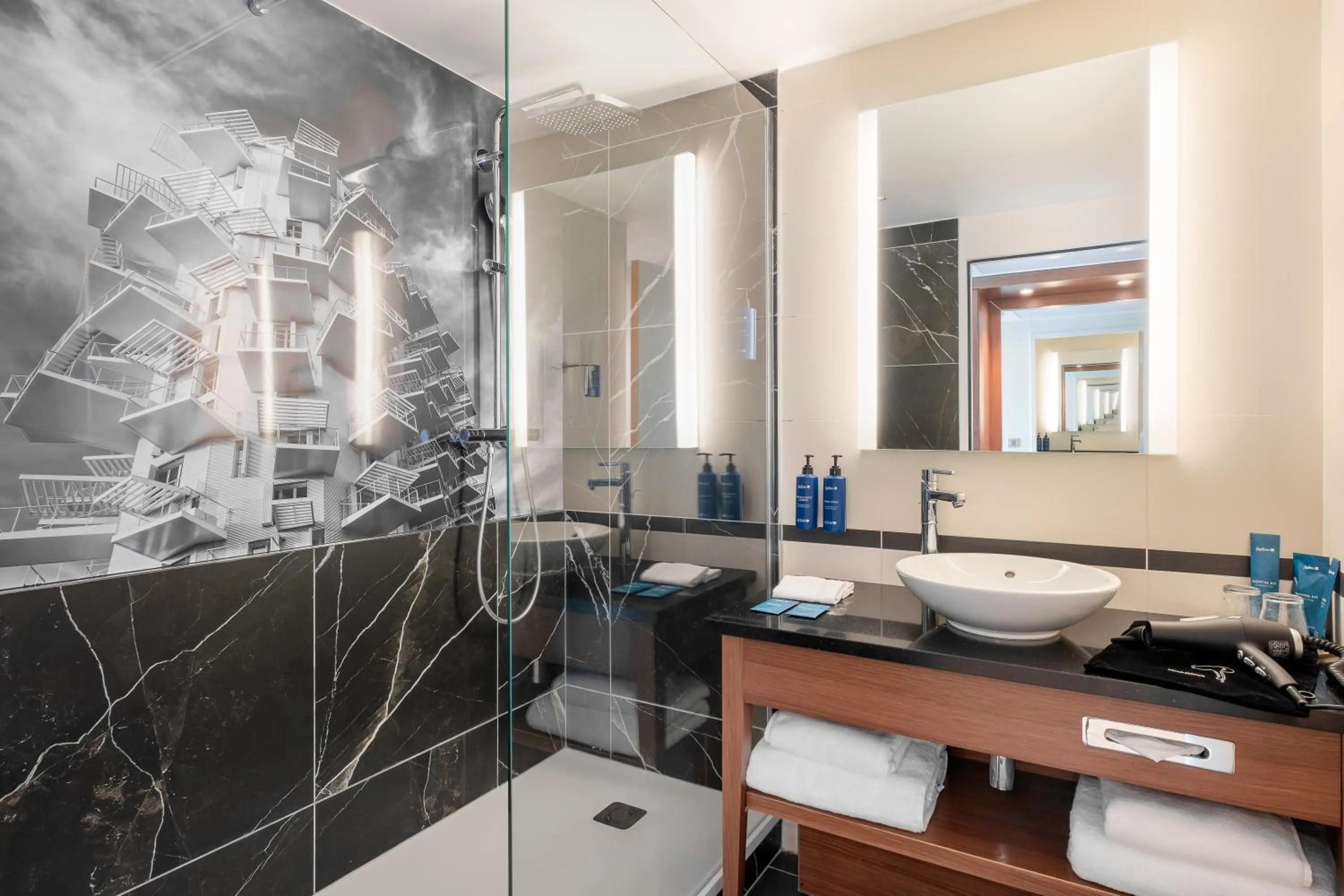 Bathroom in Radisson Blu Hotel, Montpellier