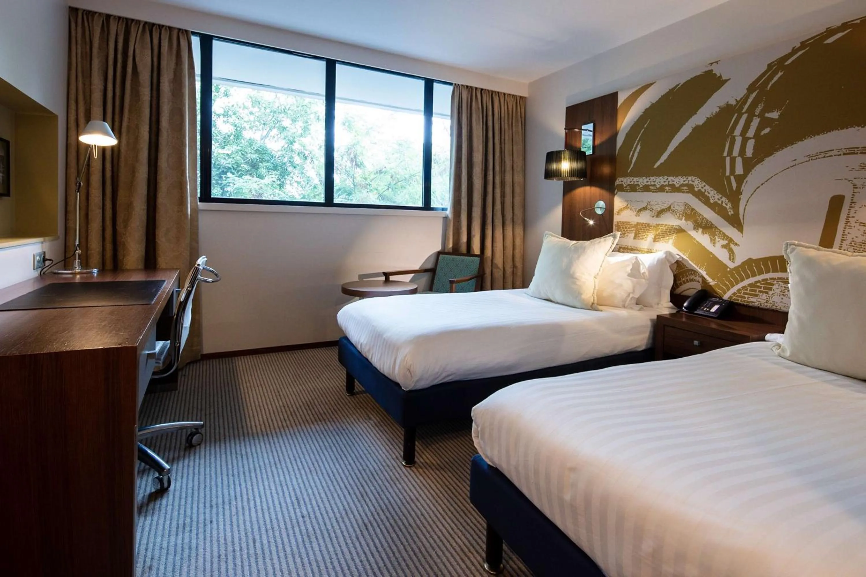 Bedroom, Bed in Radisson Blu Hotel, Montpellier