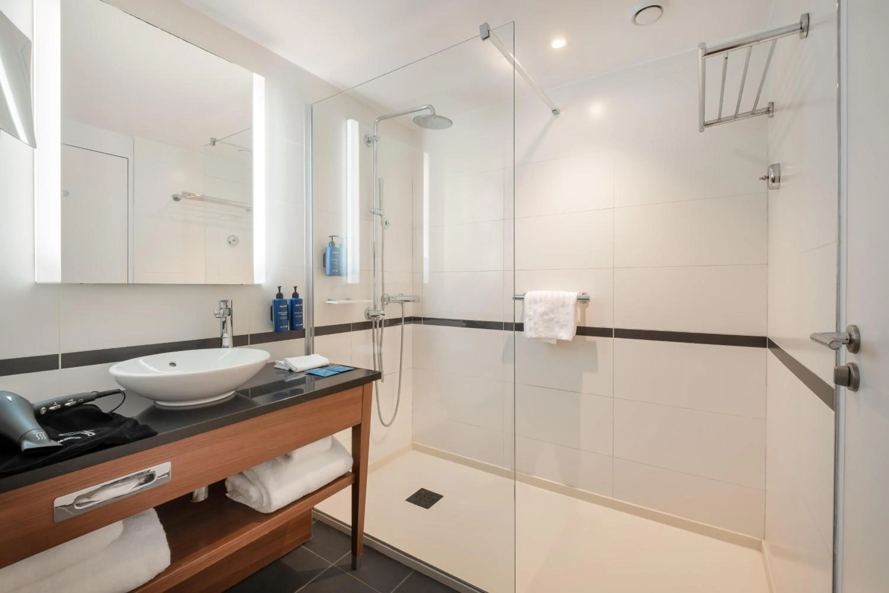 Bathroom in Radisson Blu Hotel, Montpellier