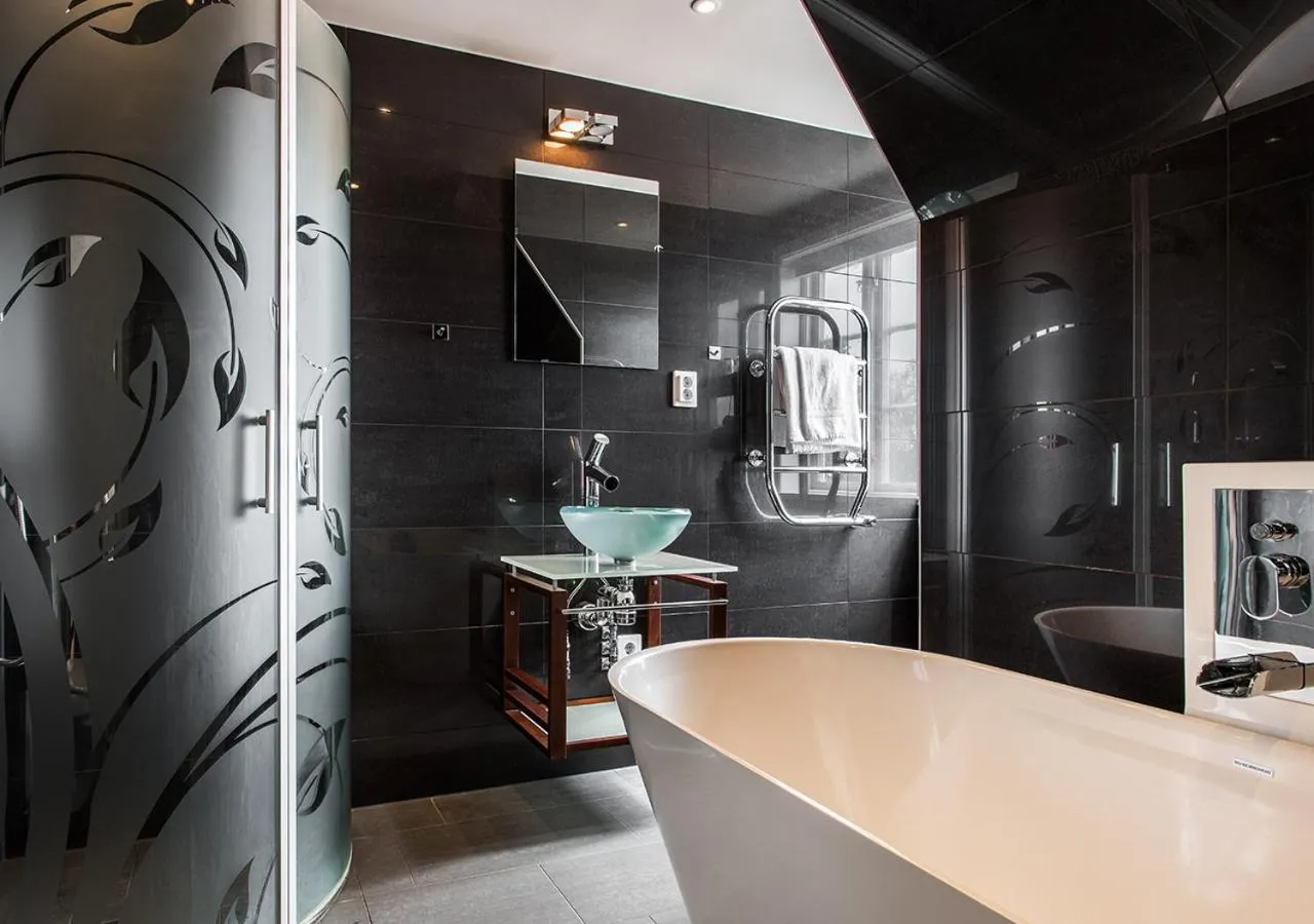 Bathroom in Stufvenäs Gästgifveri