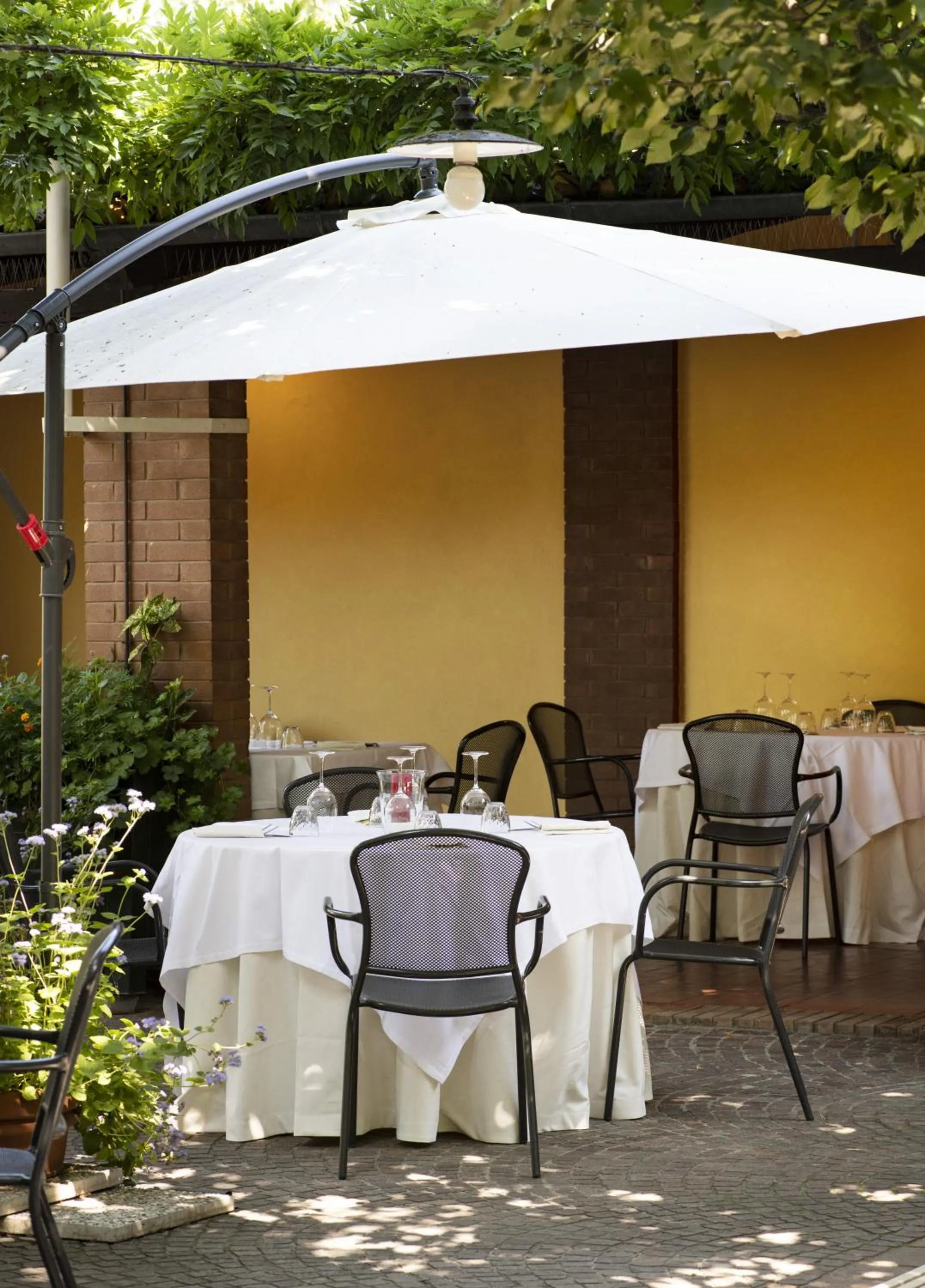 Restaurant/places to eat in Hotel Locanda Stendhal