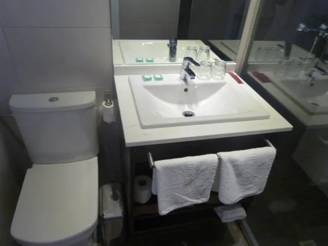 Bathroom in Hotel Llorca