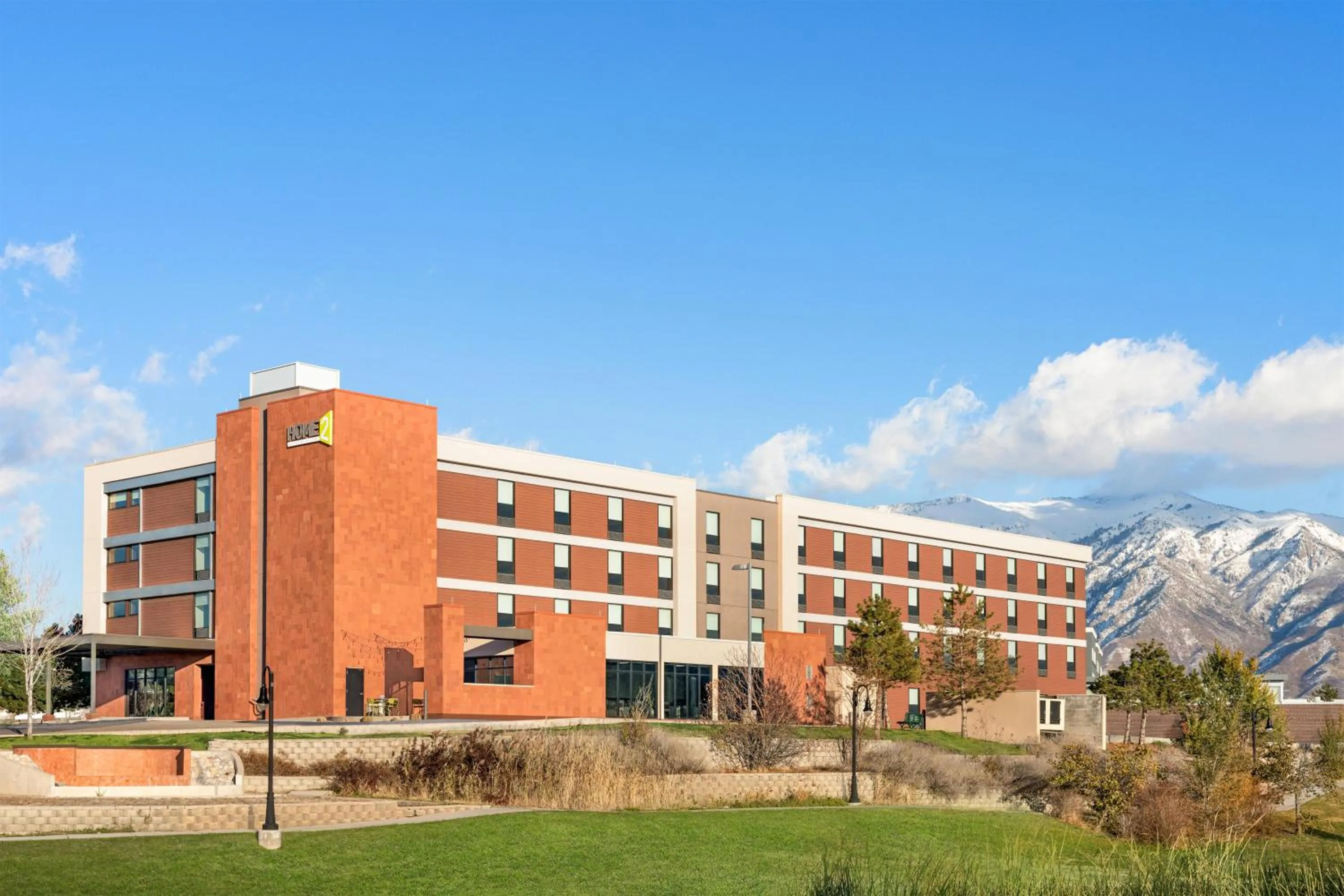 Property building in Home2 Suites by Hilton Salt Lake City/Layton