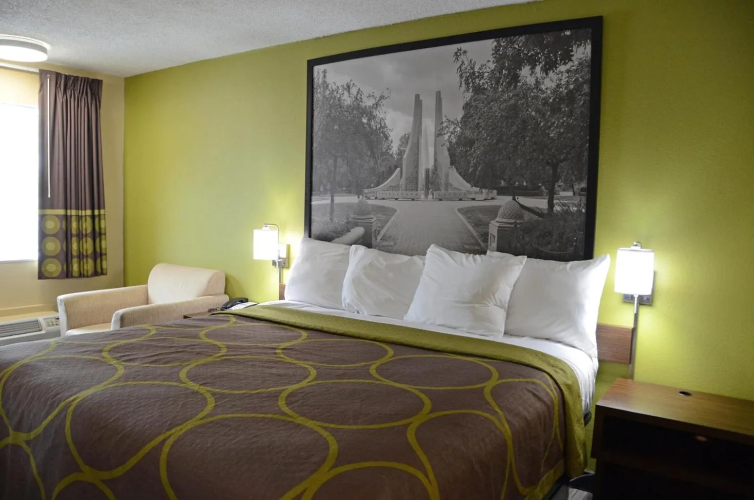 Bedroom, Bed in Super 8 by Wyndham Lafayette