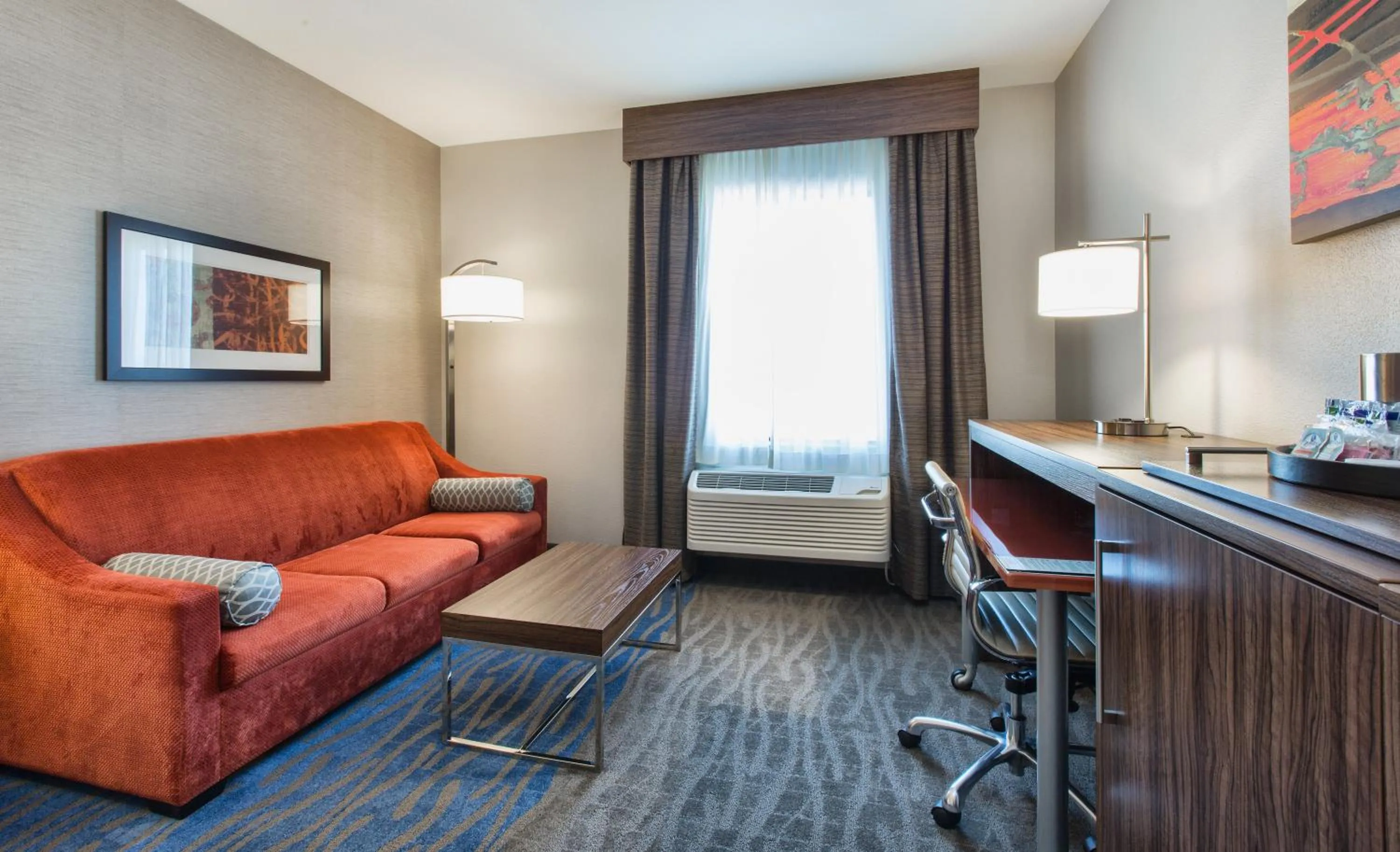 Photo of the whole room in Holiday Inn Express Redwood City Central by IHG