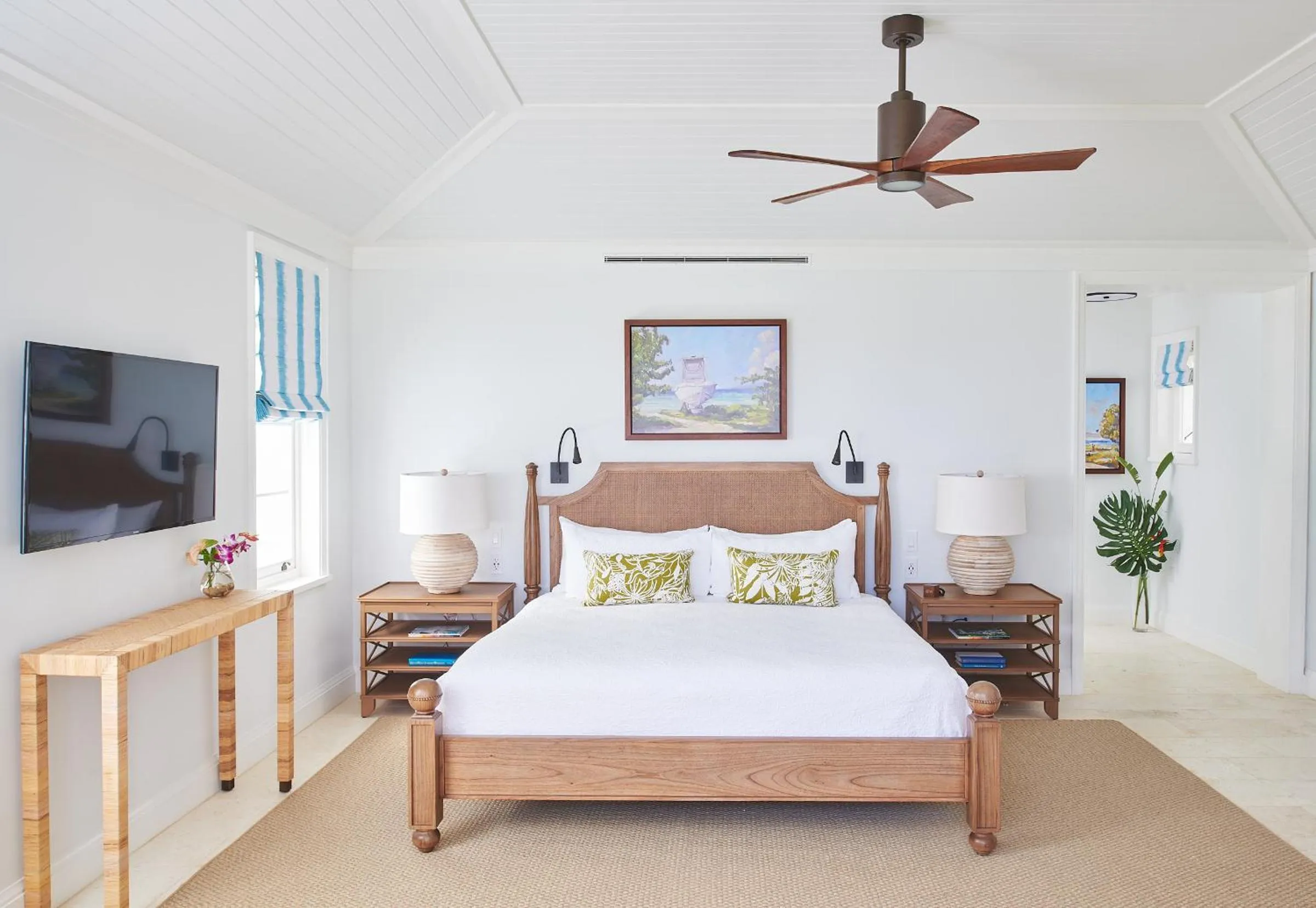 Beach, Bed in Half Moon