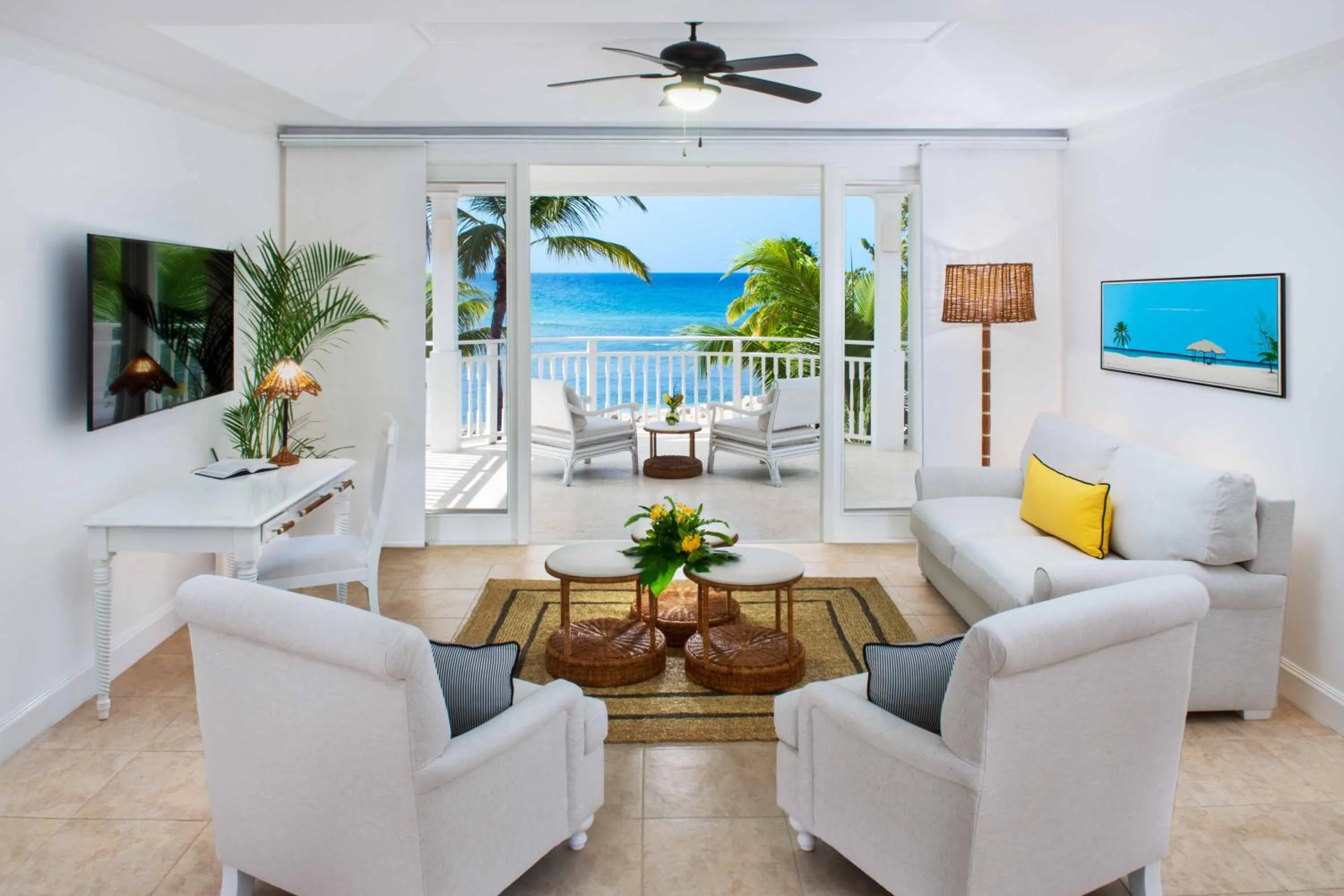 Natural landscape in Half Moon