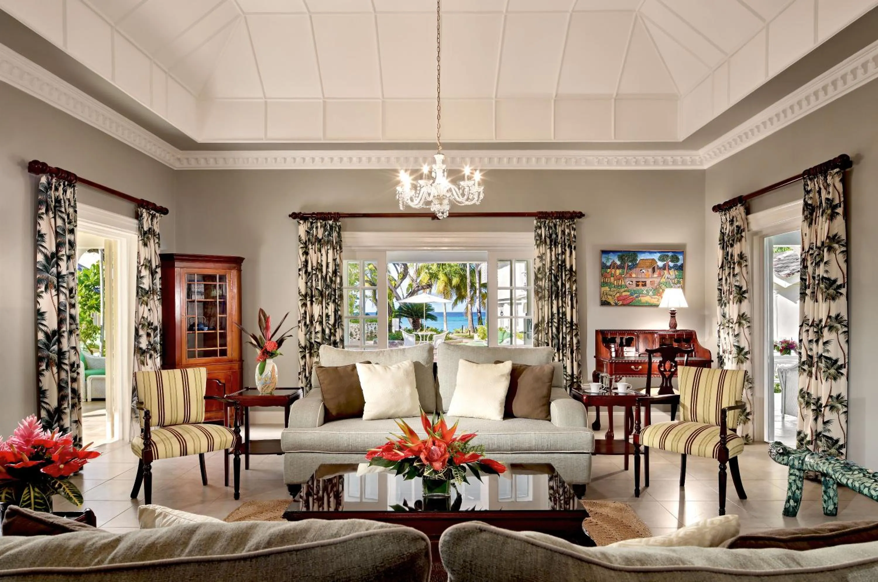 Living room in Half Moon