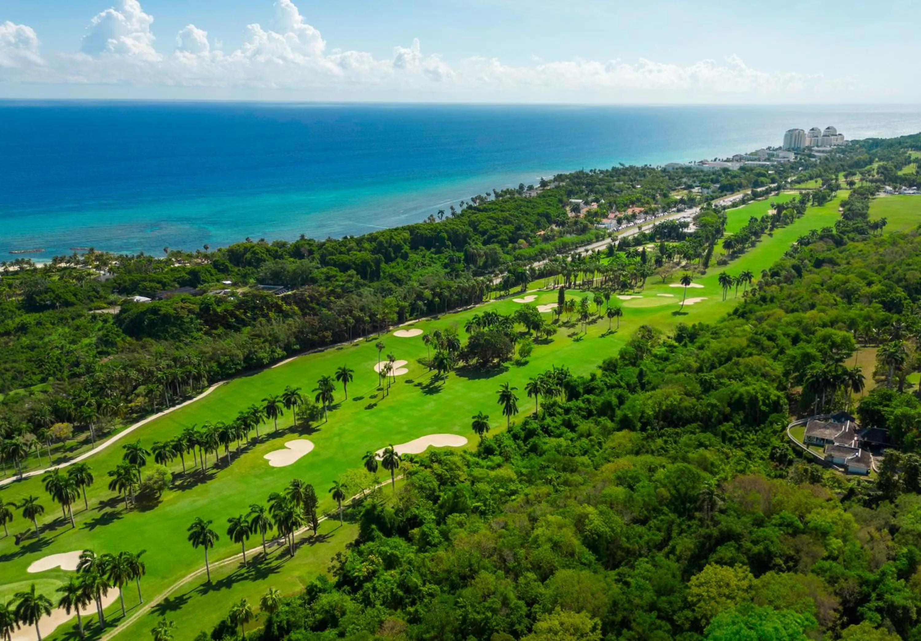 Golfcourse in Half Moon