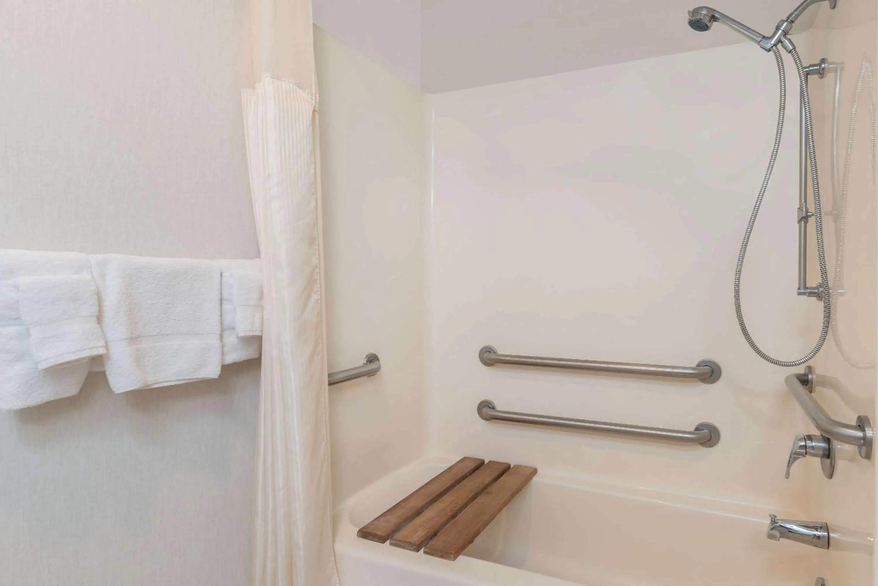 Bathroom in Baymont by Wyndham Hot Springs