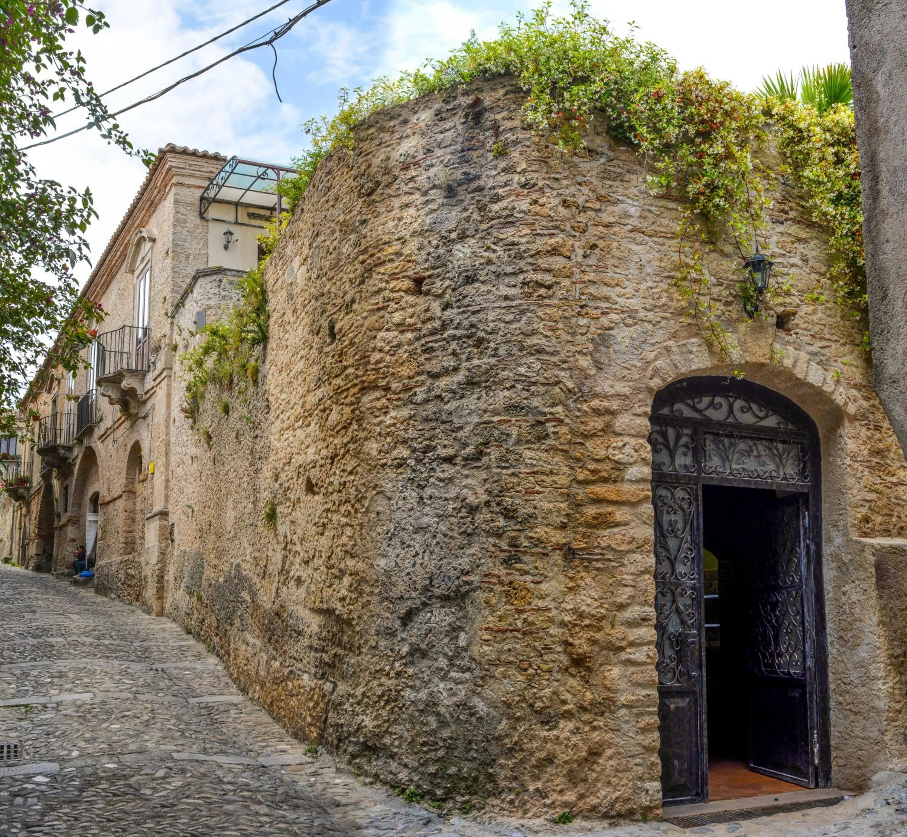 Facade/entrance in Palazzo Candida B&B