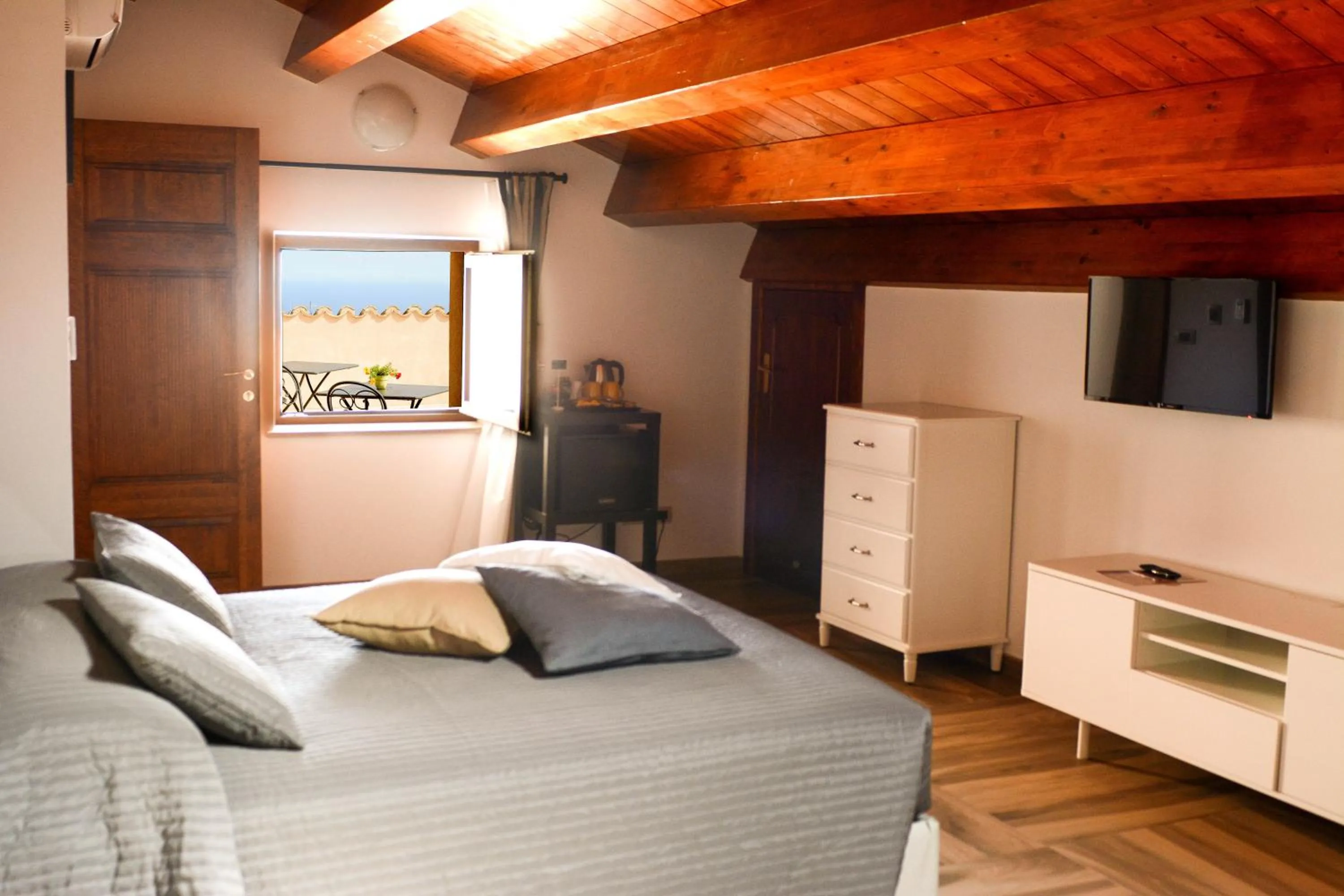 Bed in Palazzo Candida B&B