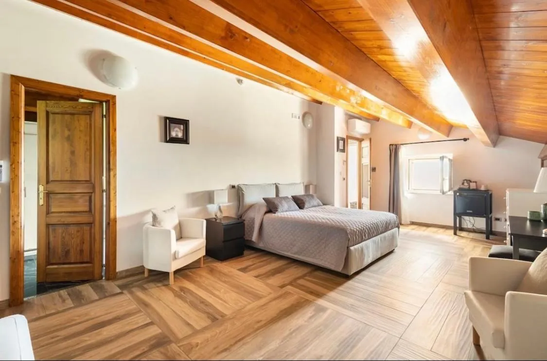 Bed in Palazzo Candida B&B